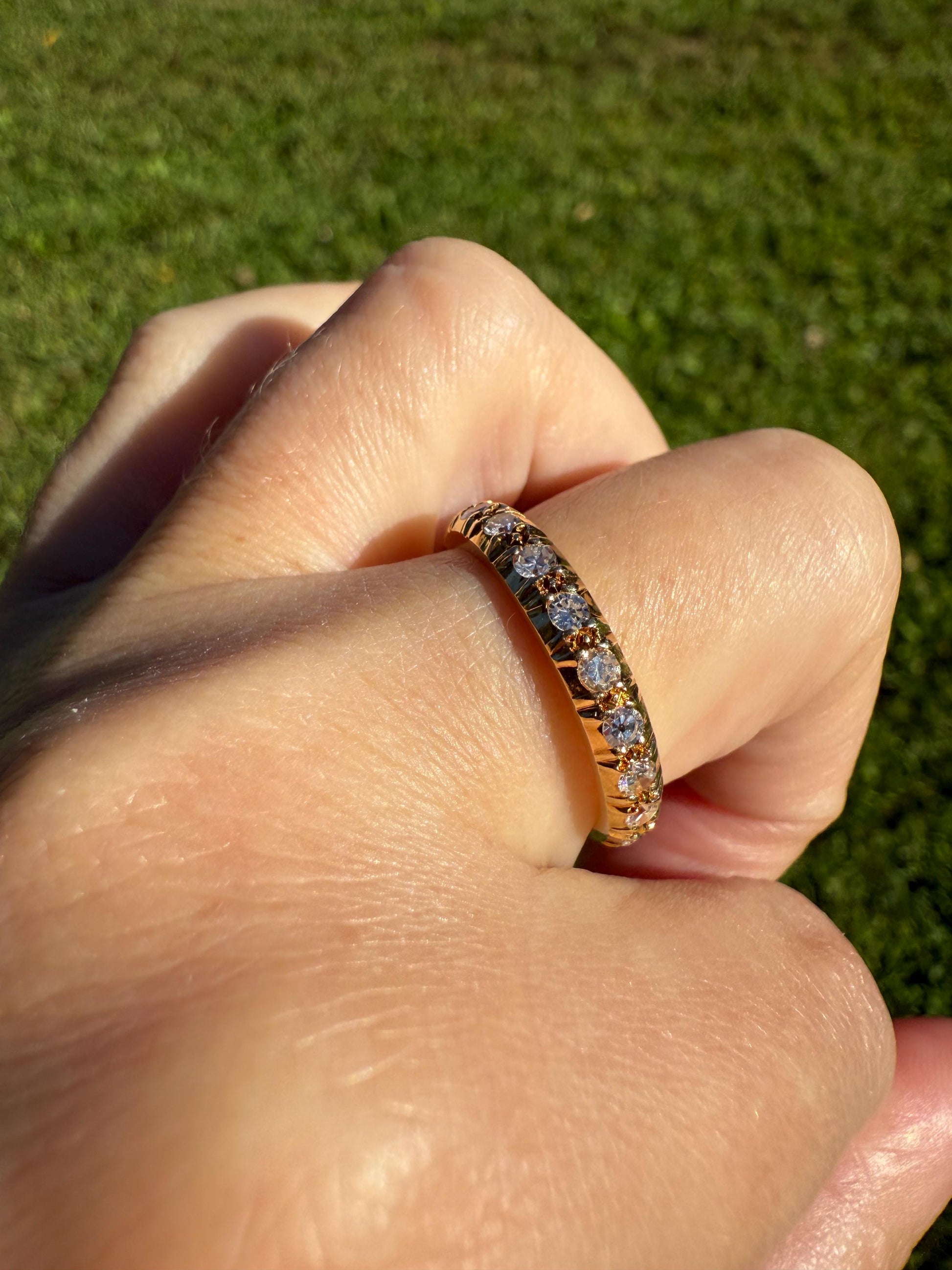 Sturdy ETERNITY Band One Carat 4.3g 18k Yellow Gold Single Cut DIAMOND Vintage Skinny Ring 3.7mm Wedding Stacker Anniversary Gift Romantic