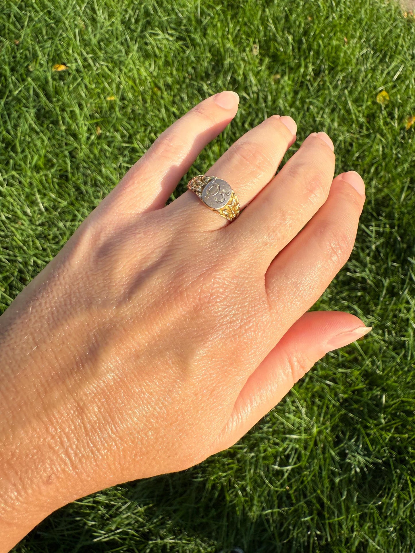 HOLLY Year Date Ring Signet c1905 Provenance Romantic Holiday Christmas Gift Figural Leaf Band 10k Rose Yellow Gold Leaves Berries Stacker
