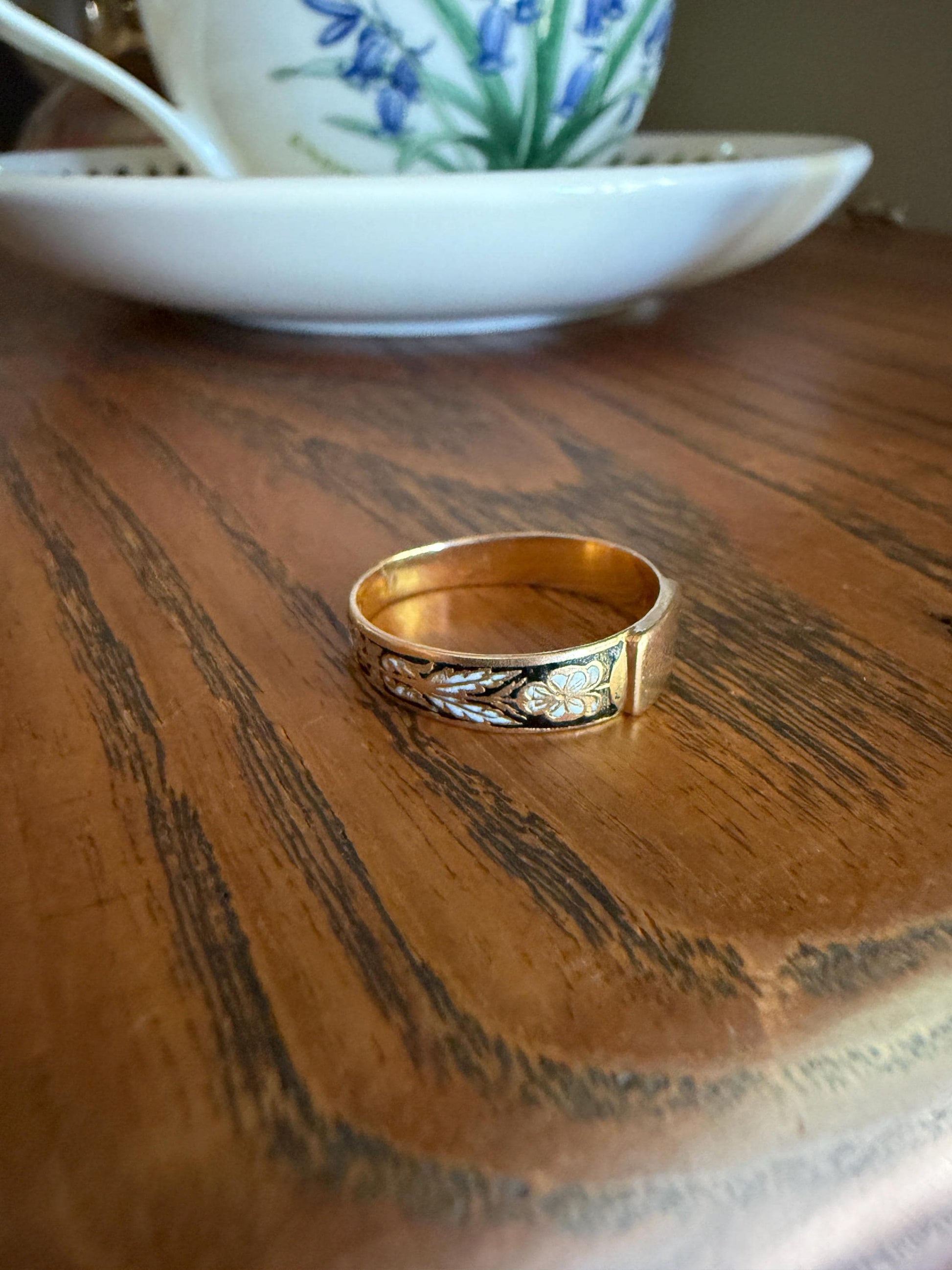PANSY Antique FRENCH Regional Black Enamel 18k Gold Blank Signet Wedding Band Ring Floral Think of Me Stacker Romantic Gift Traditional