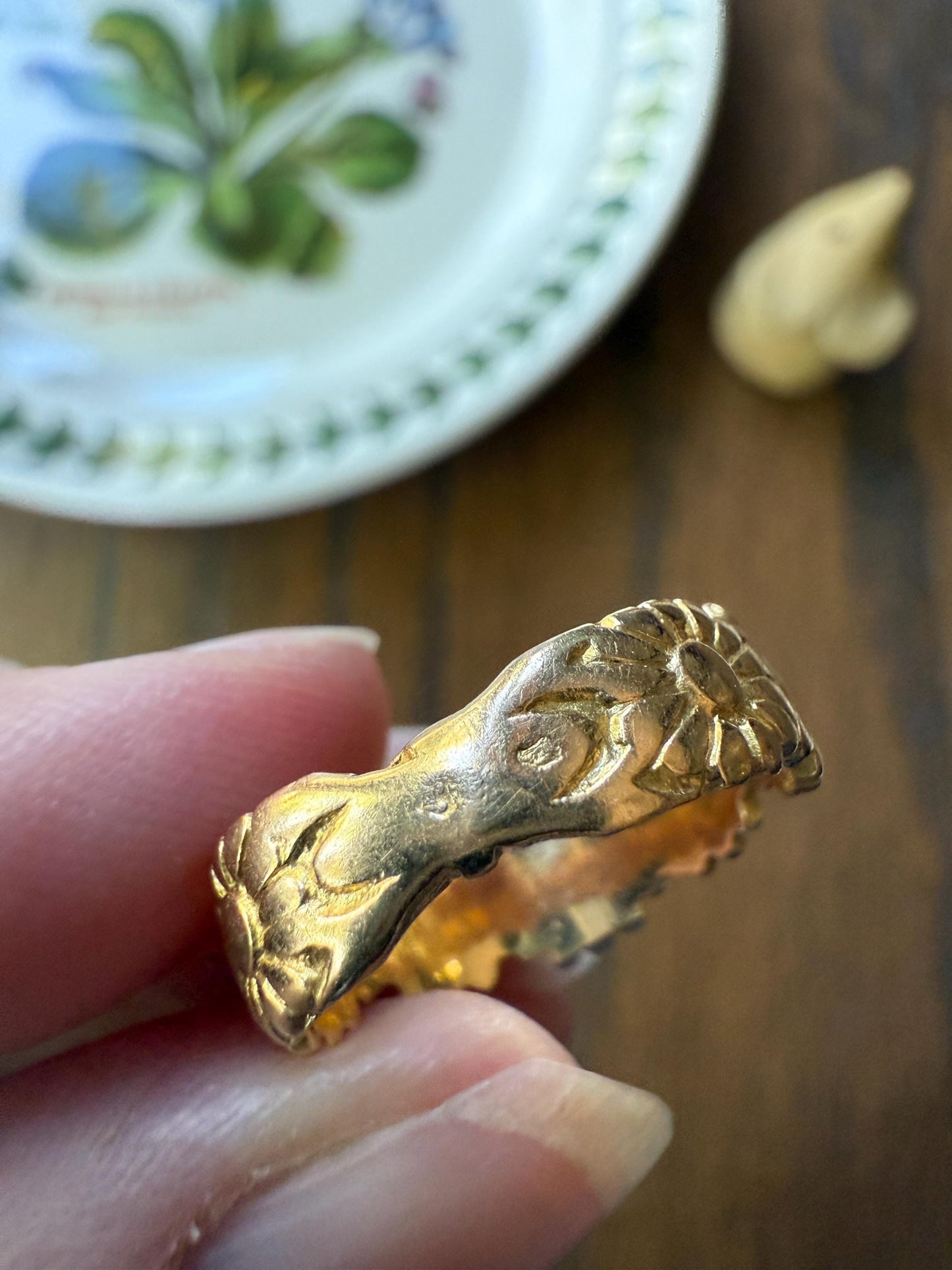 Rare Daisy Chain French Antique Figural 18k Gold Ring Floral Art Nouveau Belle Epoque Love Gift 7 Flower Wide Wedding Eternity Band Stacker