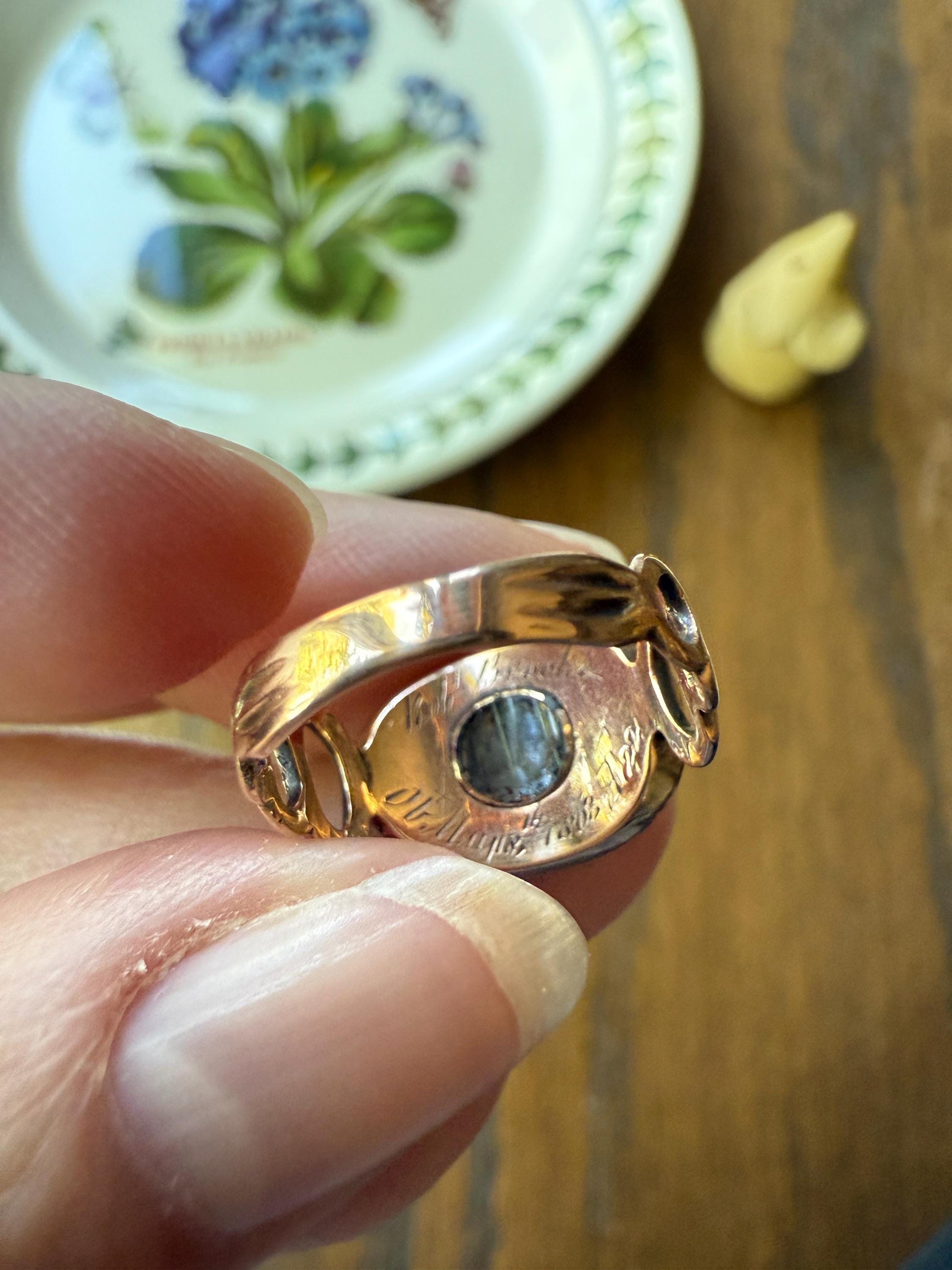He Was Loved "Il Fut Aimé" Georgian Era French Mourning Ring Pearl Black Enamel 10k Gold Locket Back Sentimental Jewelry Gift Stacker