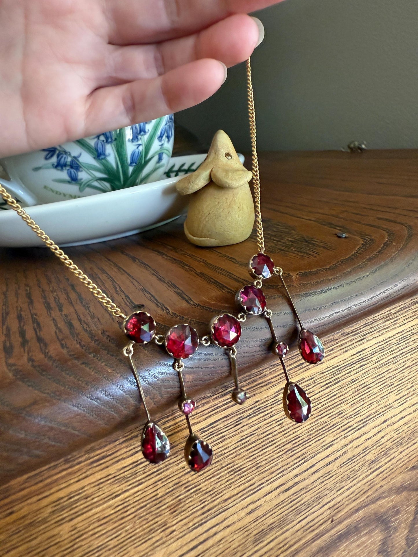 Gorgeous Perpignan GARNET Festoon Necklace Drapery Chain 18k Gold Bezel Set Rose Cut Closed Back Almandine Glowing