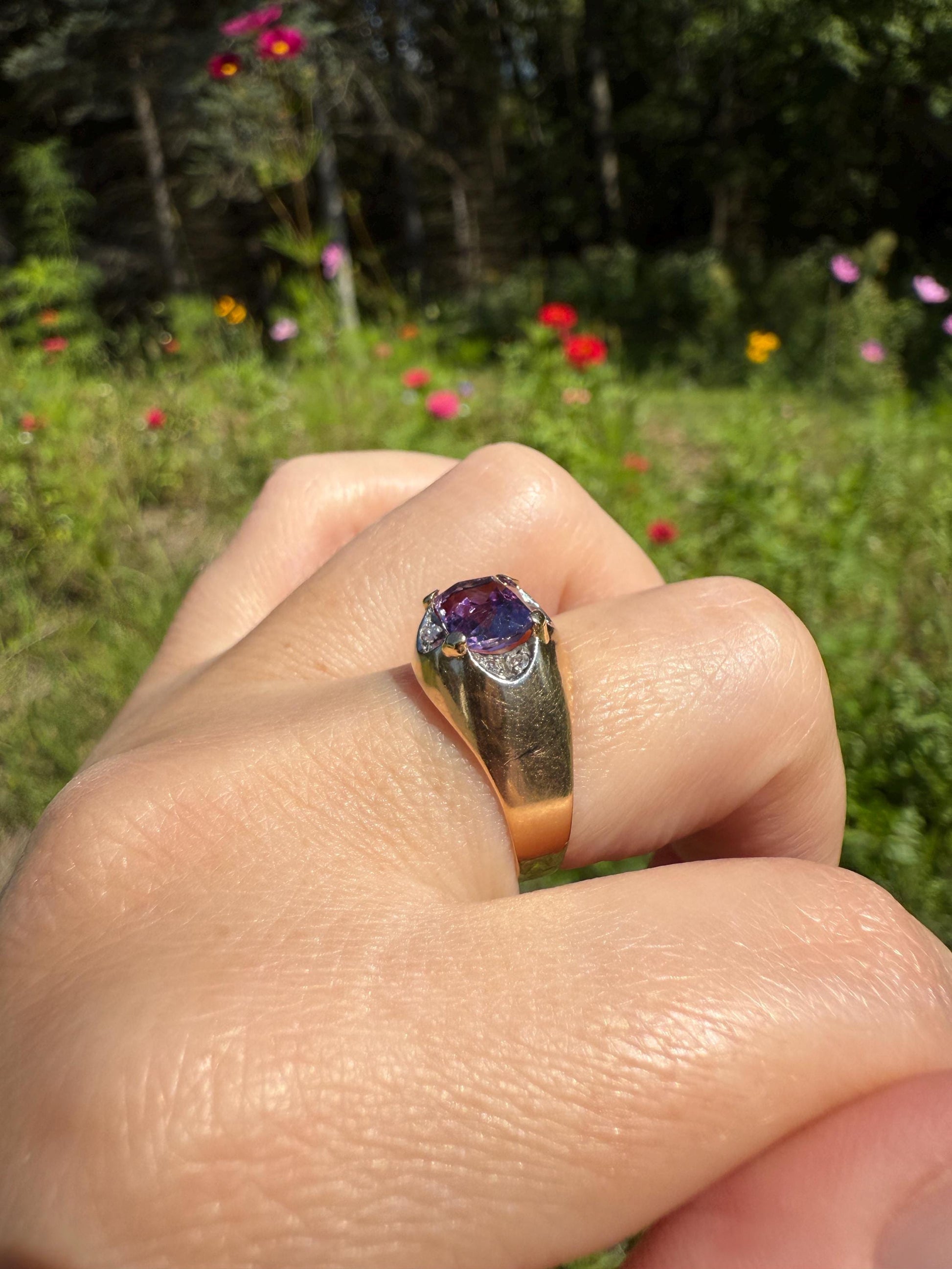Vintage East West Amethyst Single Cut DIAMOND 18k Gold Domed Band Ring Lavender Purple Stacker Gift Unique Two Tier Gypsy Setting