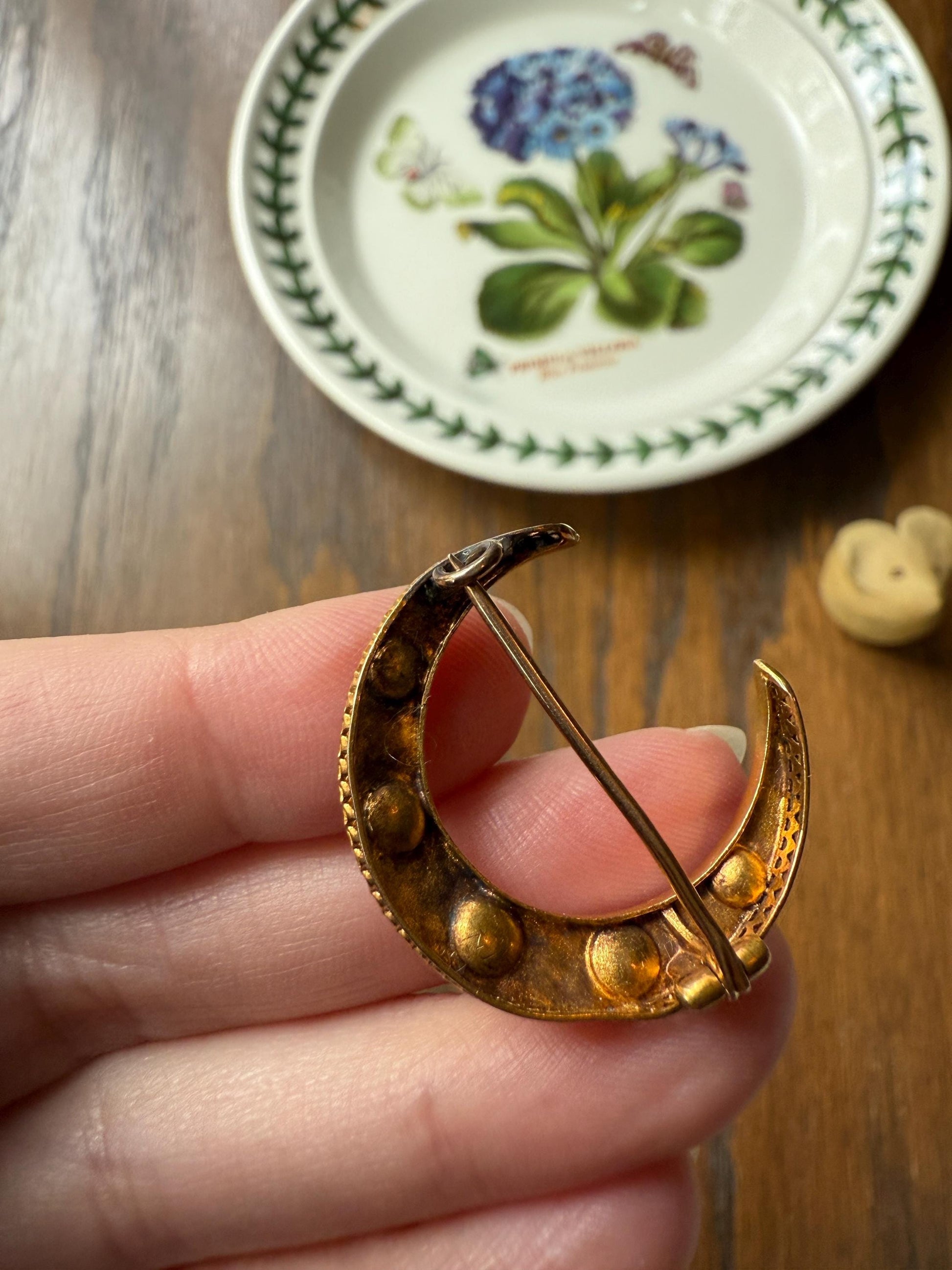 MOON Hammered 18k GOLD Antique VICTORIAN Figural Brooch Extender Buttery Connector Pin or Pendant Conversion Frenc Celestial Jewelry Gift