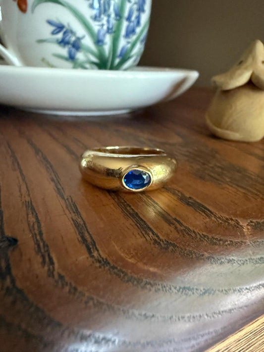 Vintage East West Natural SAPPHIRE Gypsy Ring 8.8g 18k Gold French Glowing Blue Wide Band Extra Chunky Domed Stacker Unisex Man Ring