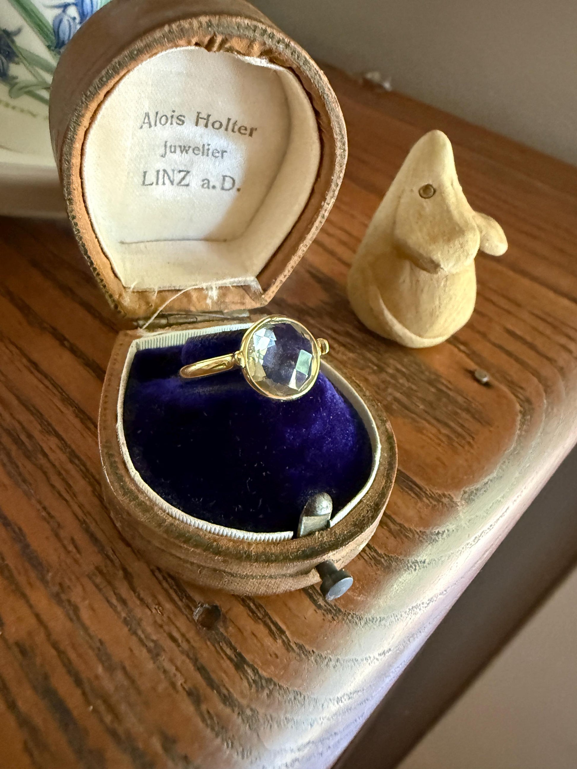 Pale GREEN Natural Prasiolite 18k Gold Bezel Set Modern Ring Domed Disco Ball Rose Cut Faceting Quartz Amethyst Spanish Made