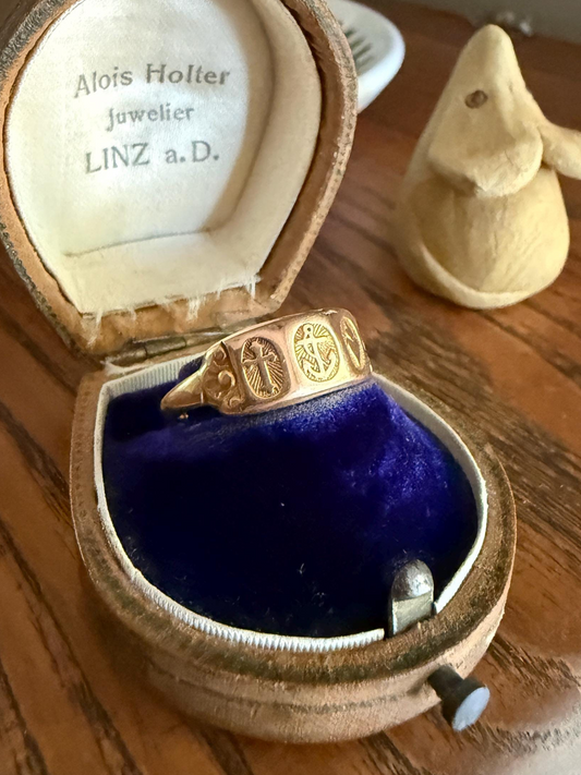 French VICTORIAN Era Antique Ring 18k Gold 3 Virtues Faith Hope Anchor Heart Cross Beveled Stacker Band Belle Epoque Figural