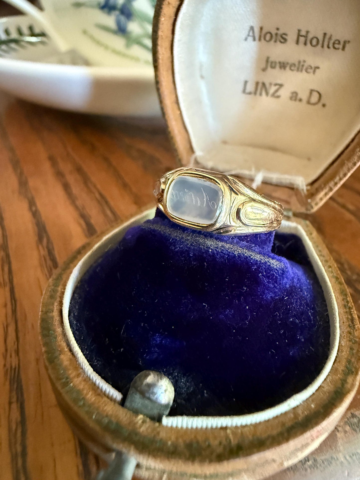 ADIEU Antique Intaglio Engraved White Agate Carnelian Chalcedony Quartz "Goodbye" 14k Gold Wax Seal Signet Ring Victorian Stacker Band