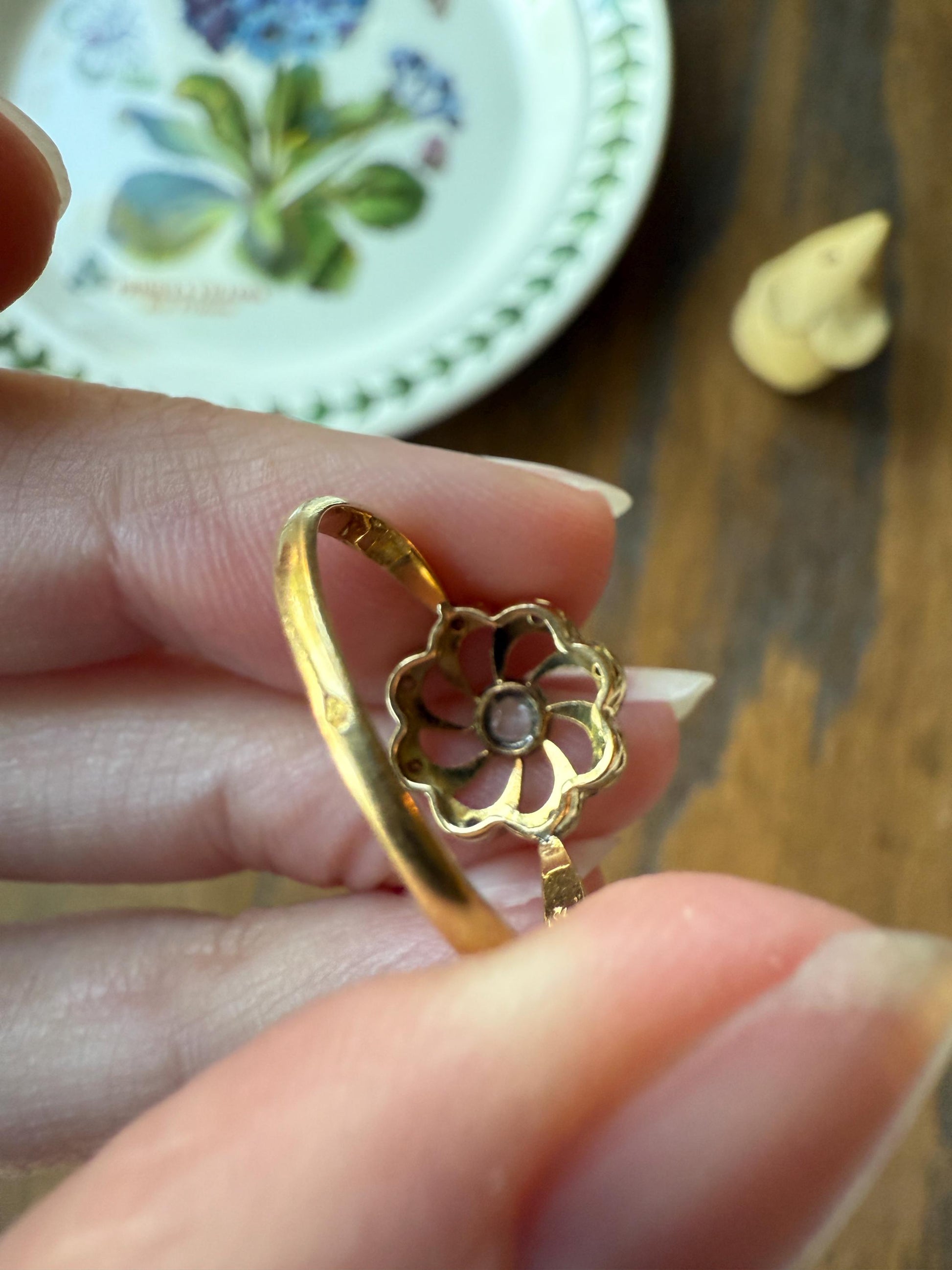 Rose Cut DIAMOND Open Work Scallop Swirl Ring 18k Gold Solid French Antique Dainty Stacker Belle Epoque Shimmer Sparkle Edwardian Victorian