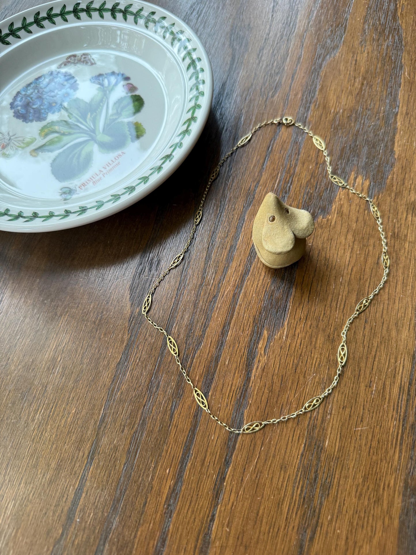 Dainty French Vintage to Art Deco Antique Chain 18k Gold Solid Oval Alternating Infinity Links 18.75" Necklace 4.5g Layering Shimmer Glow