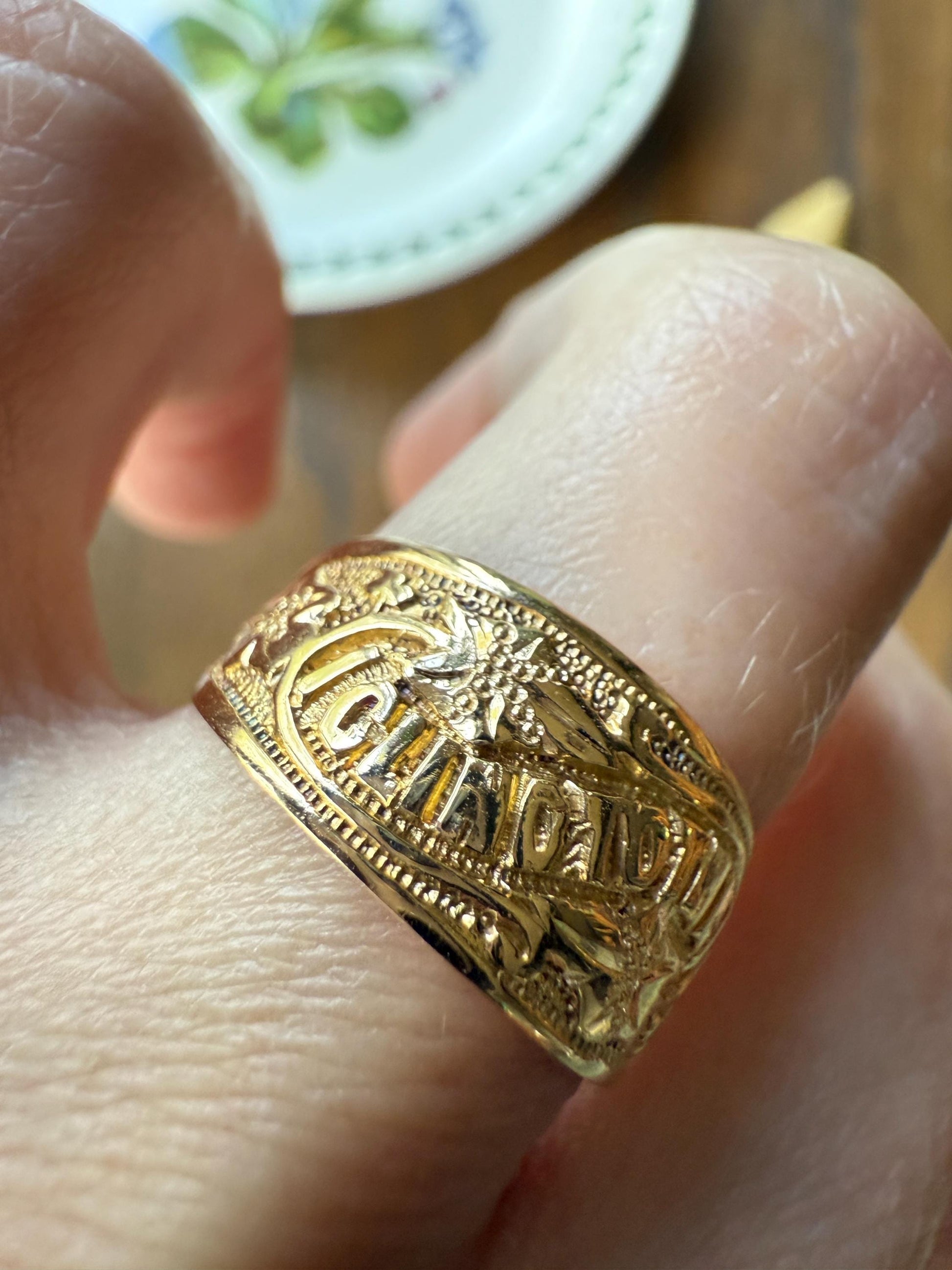 Antique c1879 I CLING to THEE Ivy Wide Band Ring 4.7g 18k Gold Stacker Wedding Posey Engagement Rare Romantic Gift Poesy Buttery Victorian