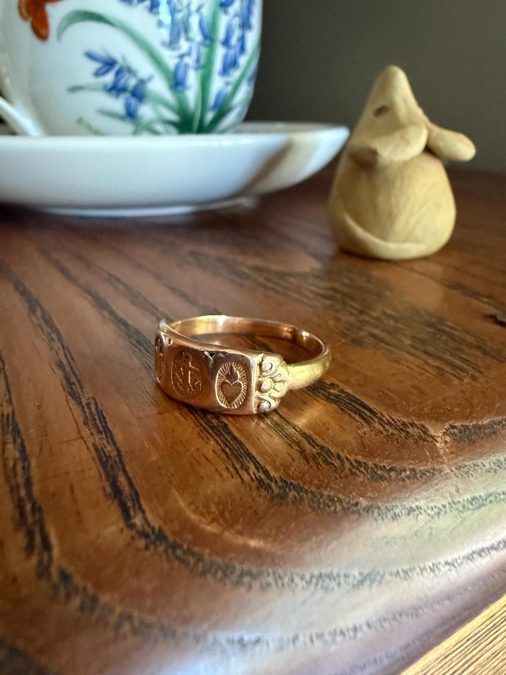 French VICTORIAN Era Antique Ring 18k Gold 3 Virtues Faith Hope Anchor Heart Cross Beveled Stacker Band Ornate Gift Belle Epoque Figural