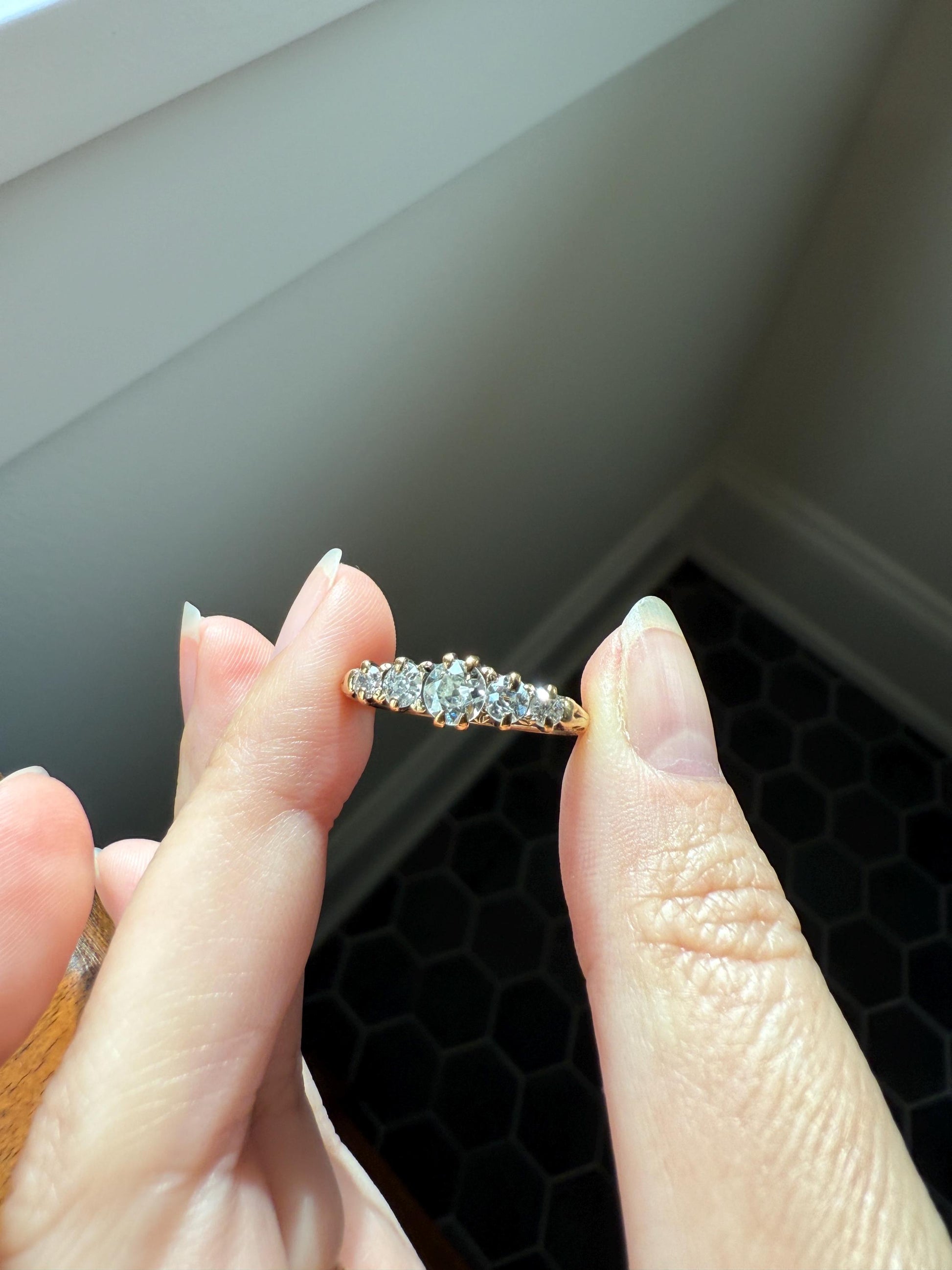 Five Stone 1 Carat Old Mine Cut DIAMOND Antique 18k Gold Ring Stacker Band Graduated Ornate Scrolled Anniversary Wedding Sparkle 1Ctw OMC