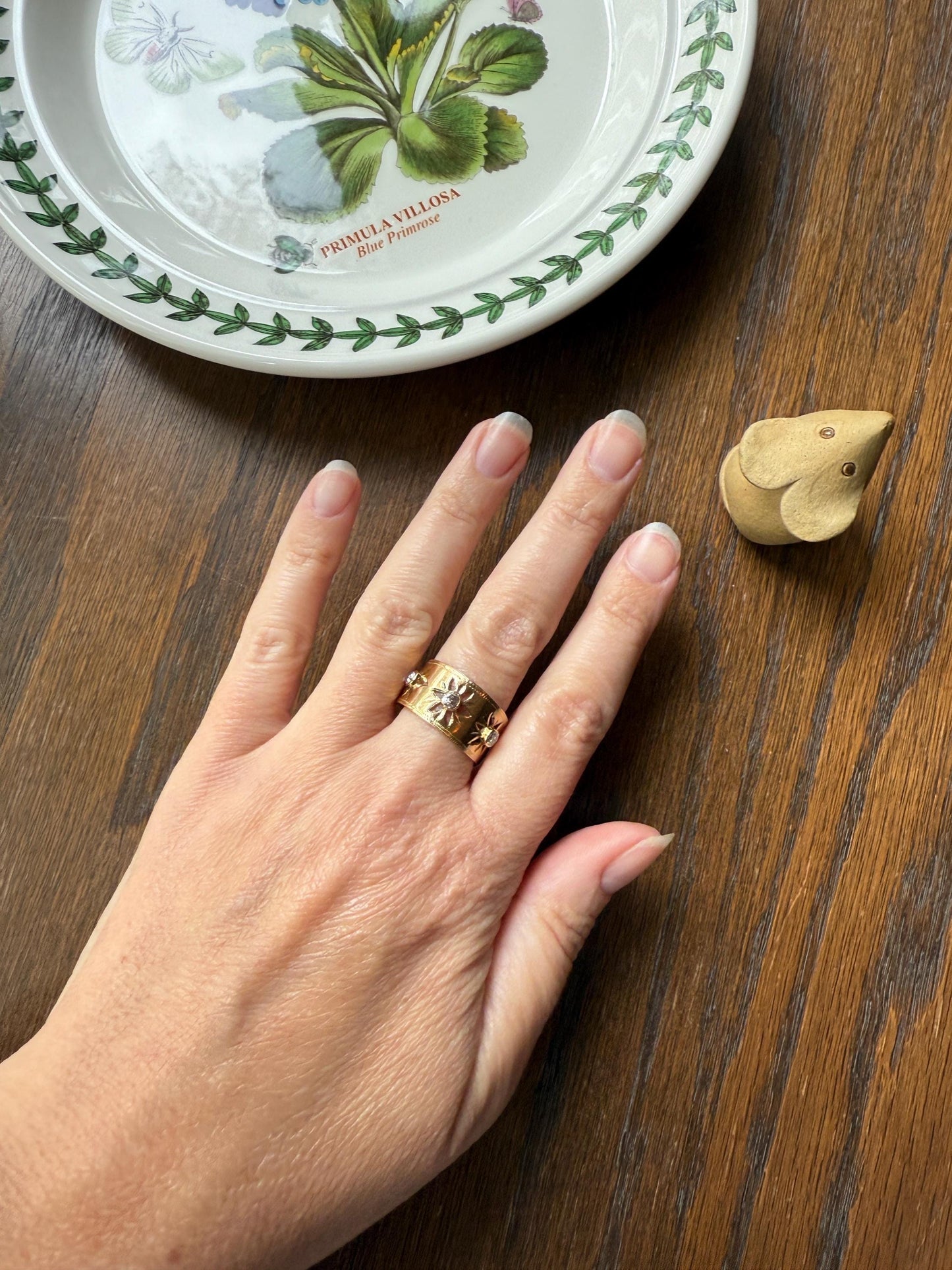 STARS Vintage Three Stone Diamond 11mm Wide Cigar Band French 18k Gold Old Mine & Brilliant Cut Chunky 3D Stacker Figural Gift OMC Retro