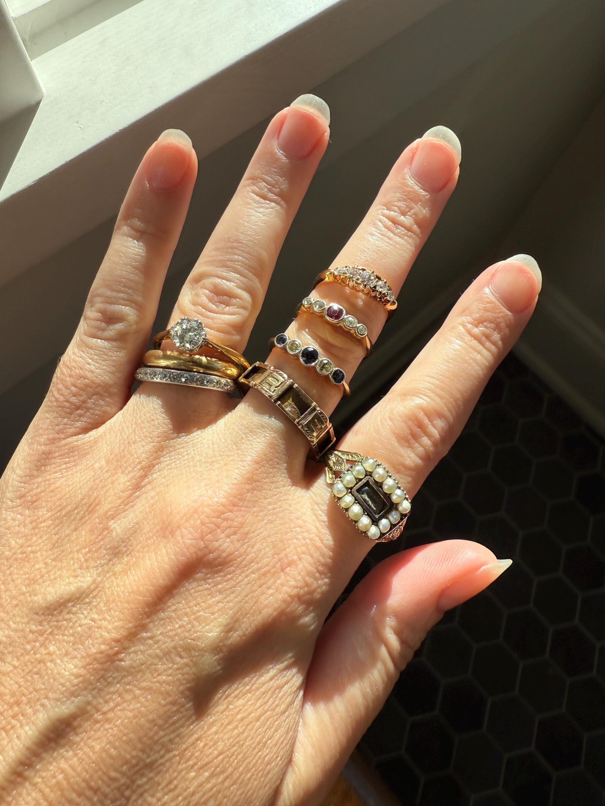 REGARD Antique Love Token Ring 14k Gold Ring Romantic Victorian Engraved Ornate Cigar Eternity Band Wedding Stacker Love Gift Jewelry Words