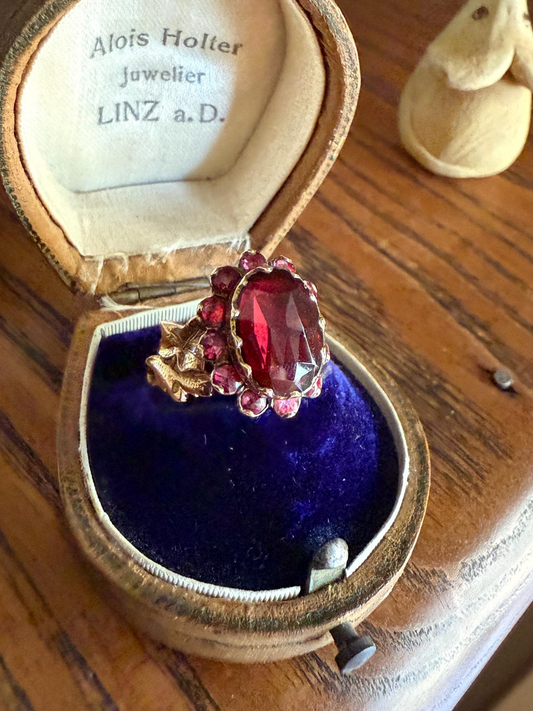 Antique Perpignan GARNET Oval Almandine Cluster Ring French VICTORIAN Era 18k Gold Vine Leaf
