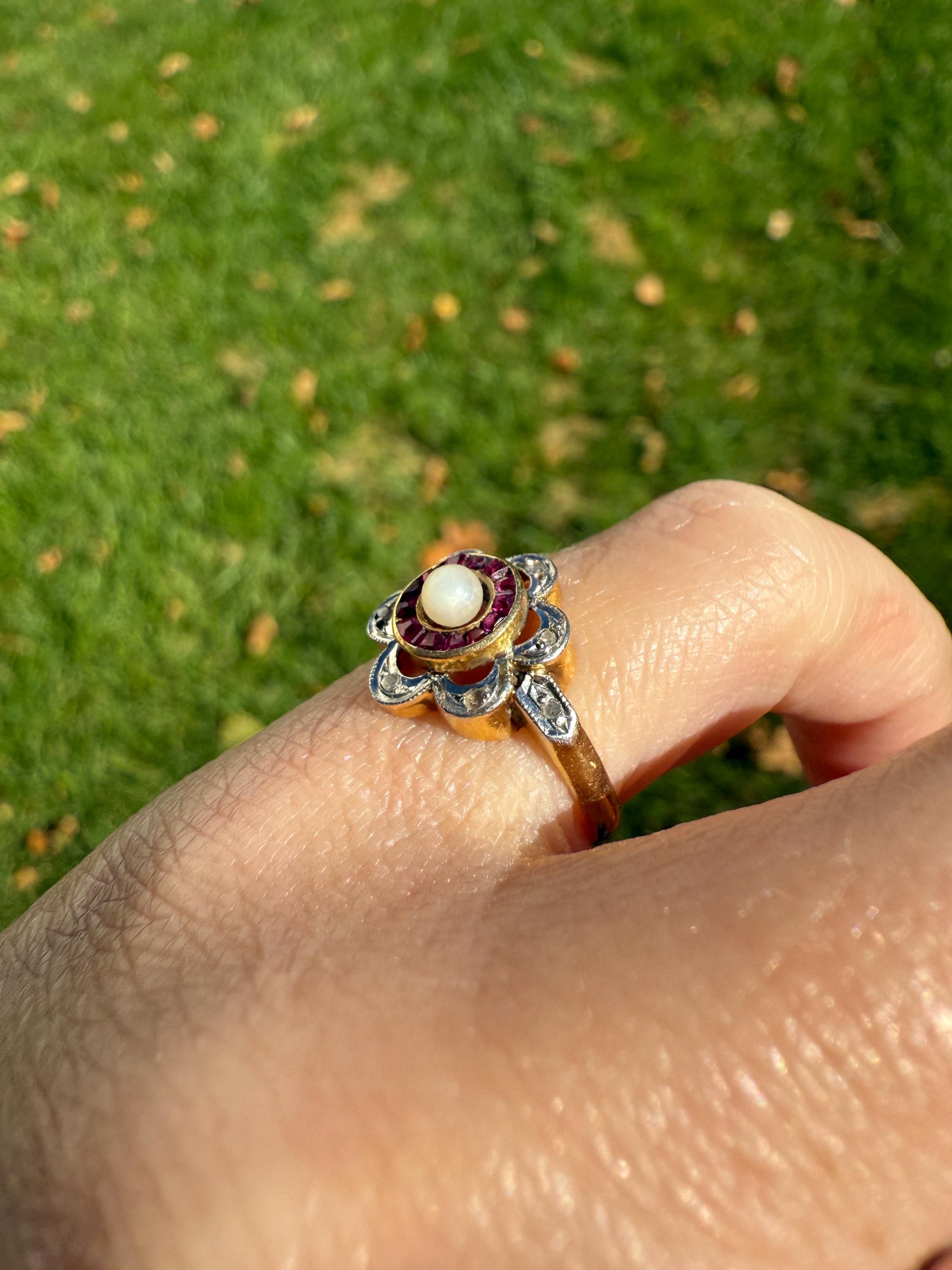 Ruby HALO Ring Scalloped 18k Gold Antique Pearl Rose Cut Diamond Pink Red Dainty Ring French Belle Epoque Stacker Pinky Midi