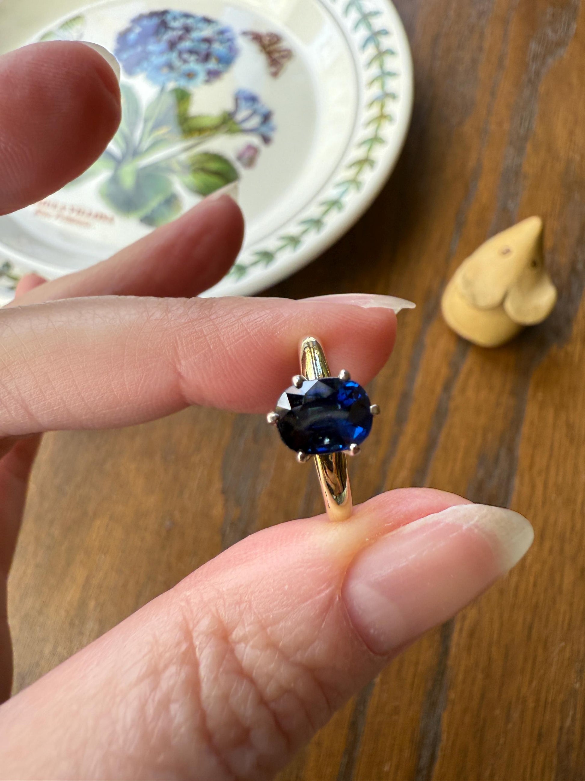 Antique Natural Sapphire Tall Solitaire Ring 14k Gold True Blue Oval Stacker Royal Glow Alternative Engagement Ring Daily Wearer A+ Stone