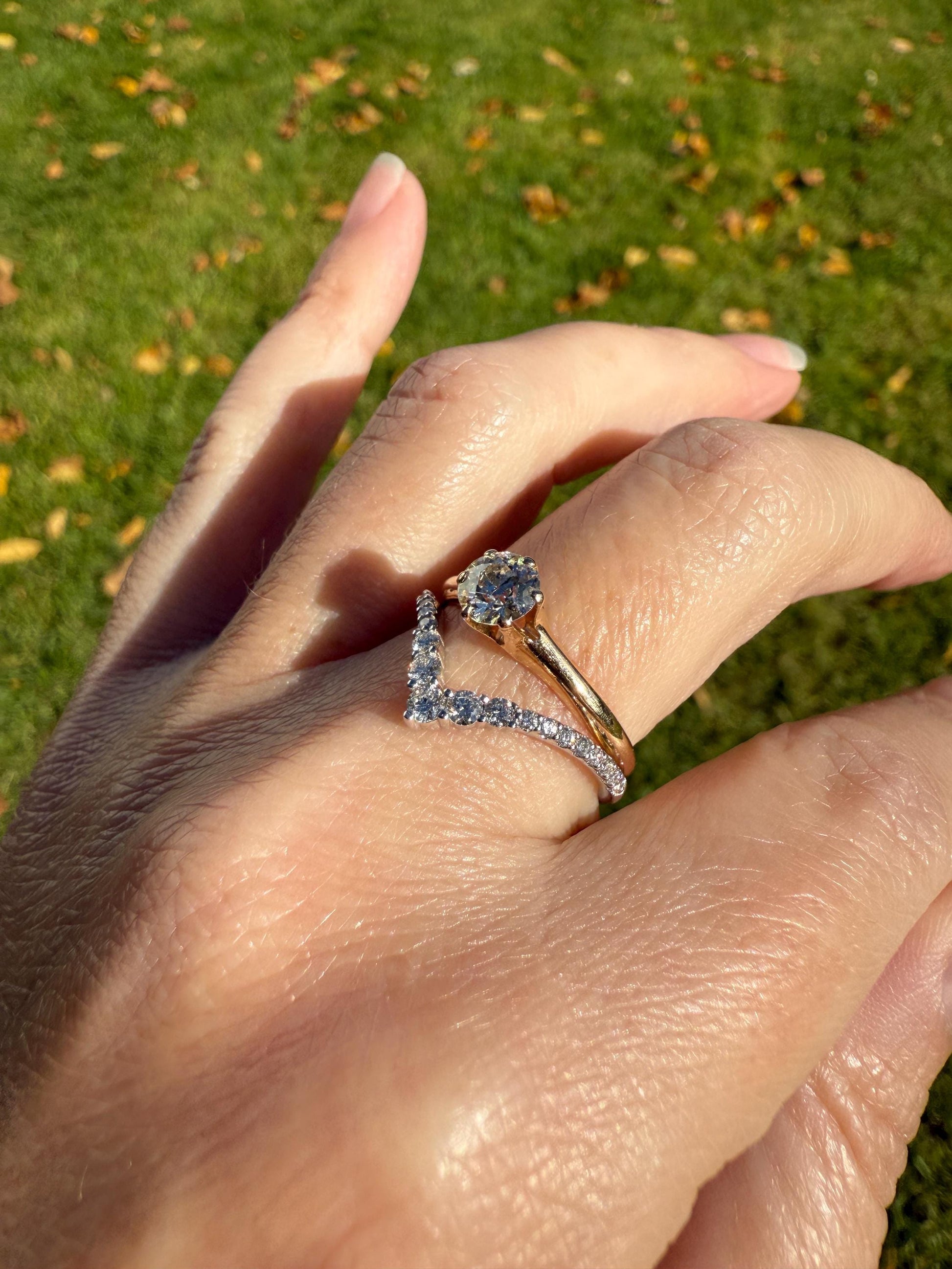 Vintage CHEVRON V Ring Graduated Brilliant Cut Diamonds Band 14k White Gold Ring Ultimate Stacker Crown Half Hoop Ringstack Unique Gift