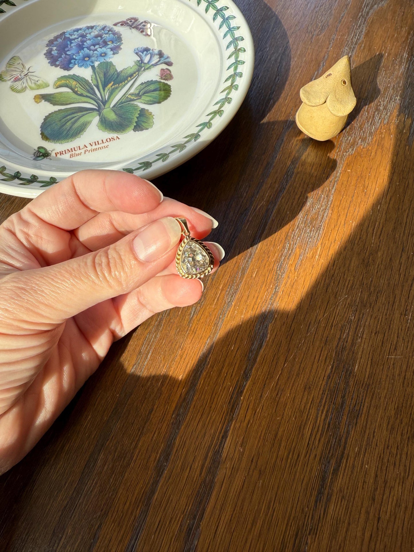 PEAR Antique Natural Old Mine Cut DIAMOND 2 Carats Chubby Pendant 14k Gold Bezel Set Retro Vintage Rope Detail Rare OMC Teardrop Drop Dangle