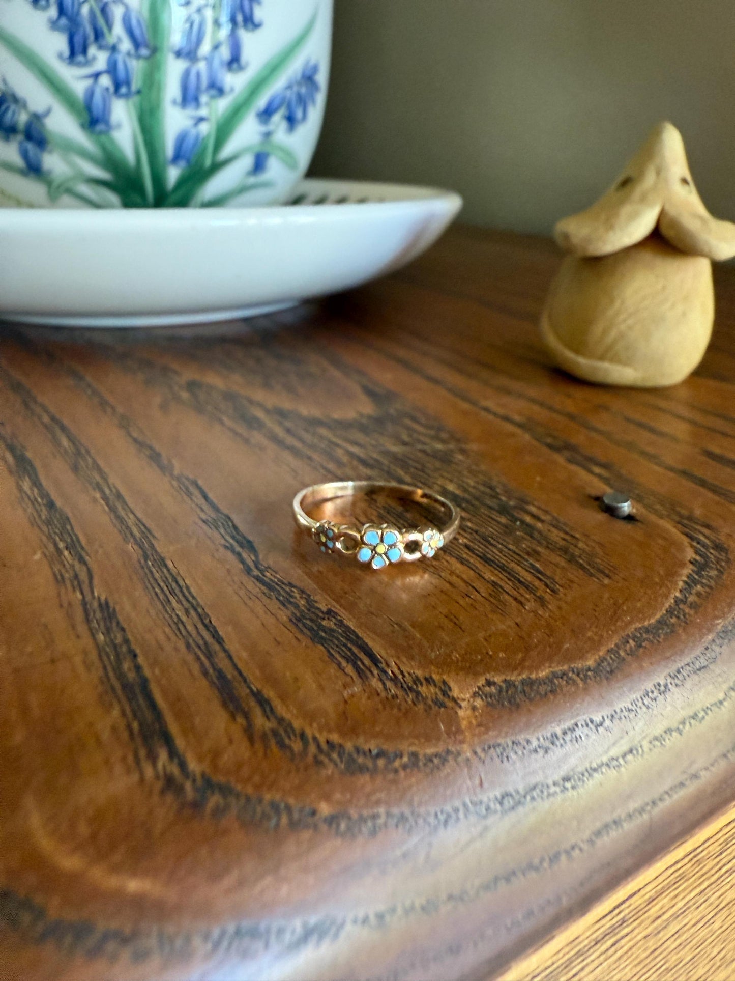 Twinning with Mouse Antique Forget Me Not Ring Floral Pinky Midi Band Dainty 10k Gold Robin Egg Blue Enamel Figural Three Flowers Baby Child