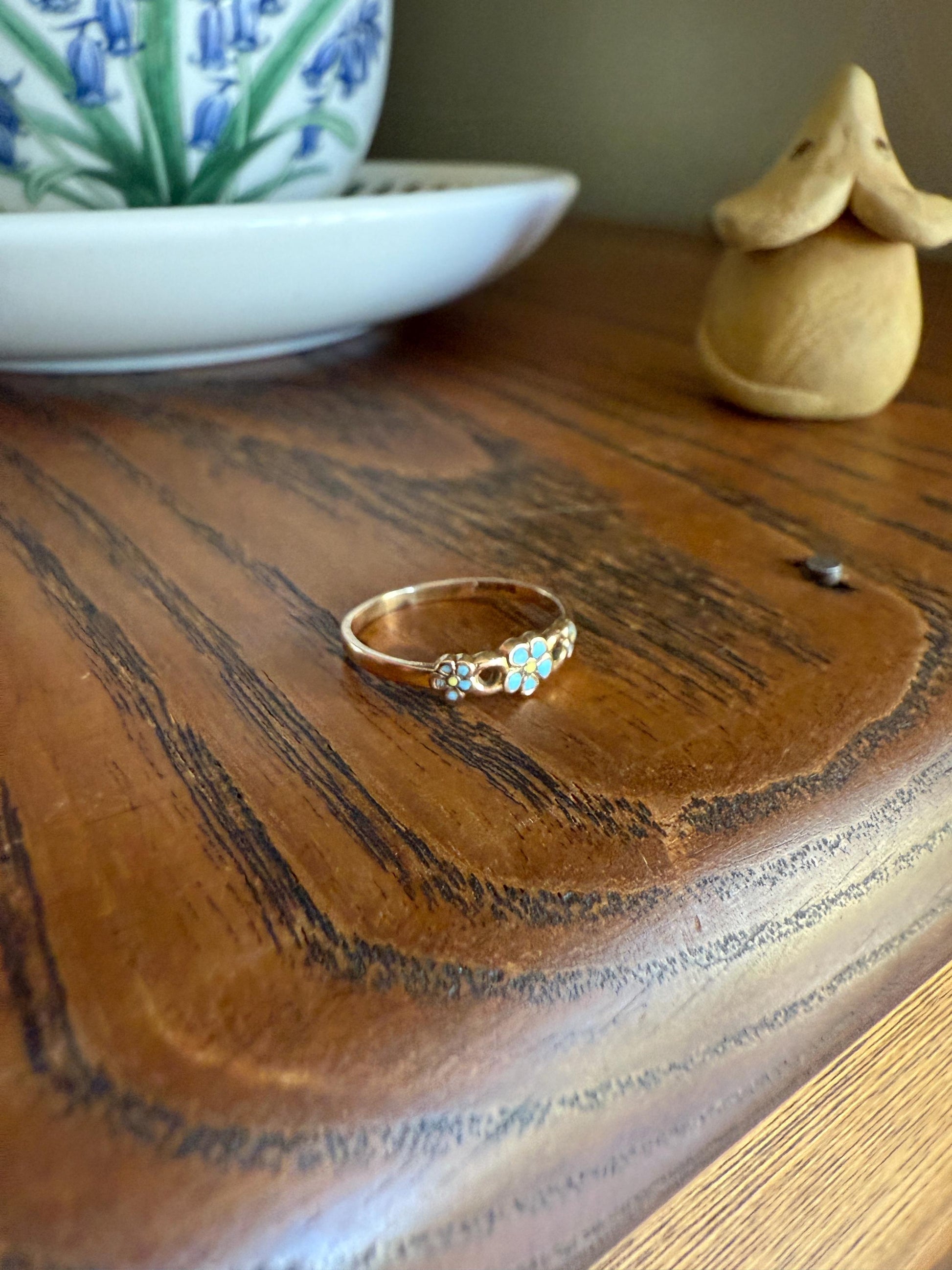 Twinning with Mouse Antique Forget Me Not Ring Floral Pinky Midi Band Dainty 10k Gold Robin Egg Blue Enamel Figural Three Flowers Baby Child