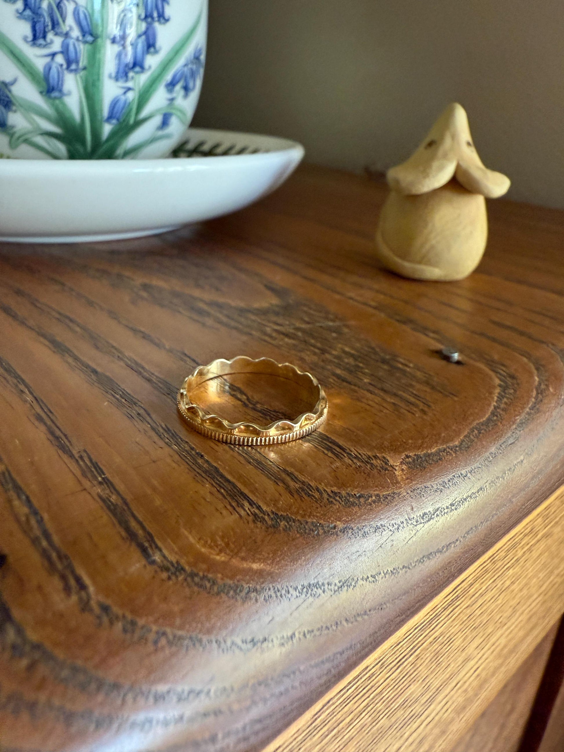 Vintage CROWN Ring Figural Stacker Band 14k Gold Ring Scalloped Ruffled & Coin Edge Ultimate Stacker Eternity Ringstack Unique Gift