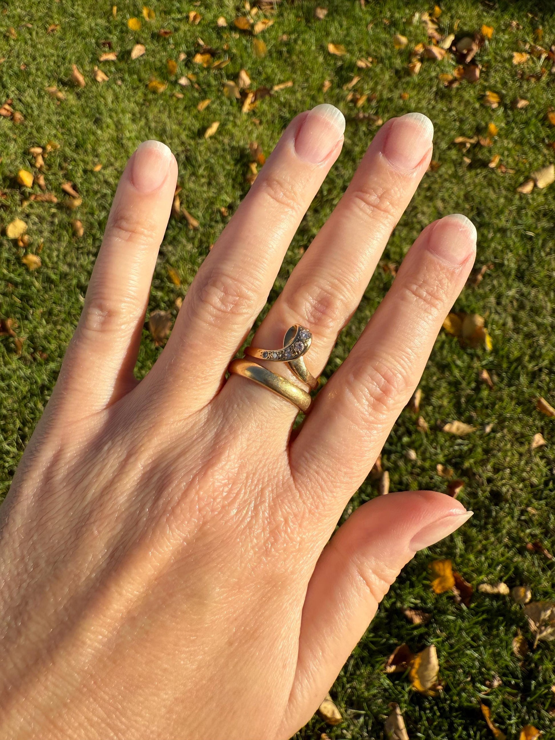 LOOP 3D French Vintage Curled Stacker Band Looped Ring 18k Gold Single Cut Diamonds Figural Tiara Chevron V Ring Retro