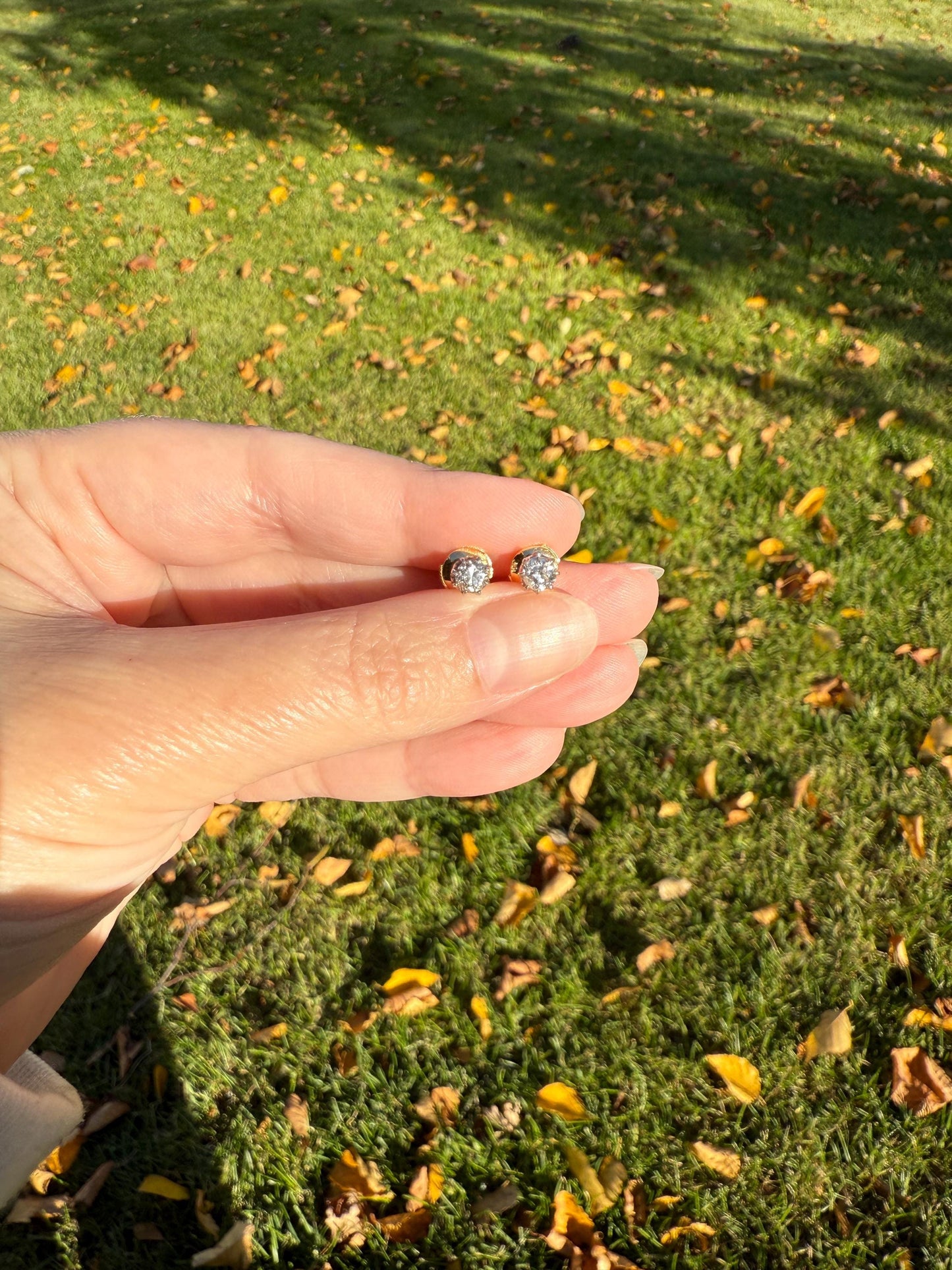 Vintage .7 Ctw Transitional Cut DIAMOND Buttercup Prong Stud Earrings French 18k Gold Platinum Romantic Gift Earstack Minimalist Alpa Back