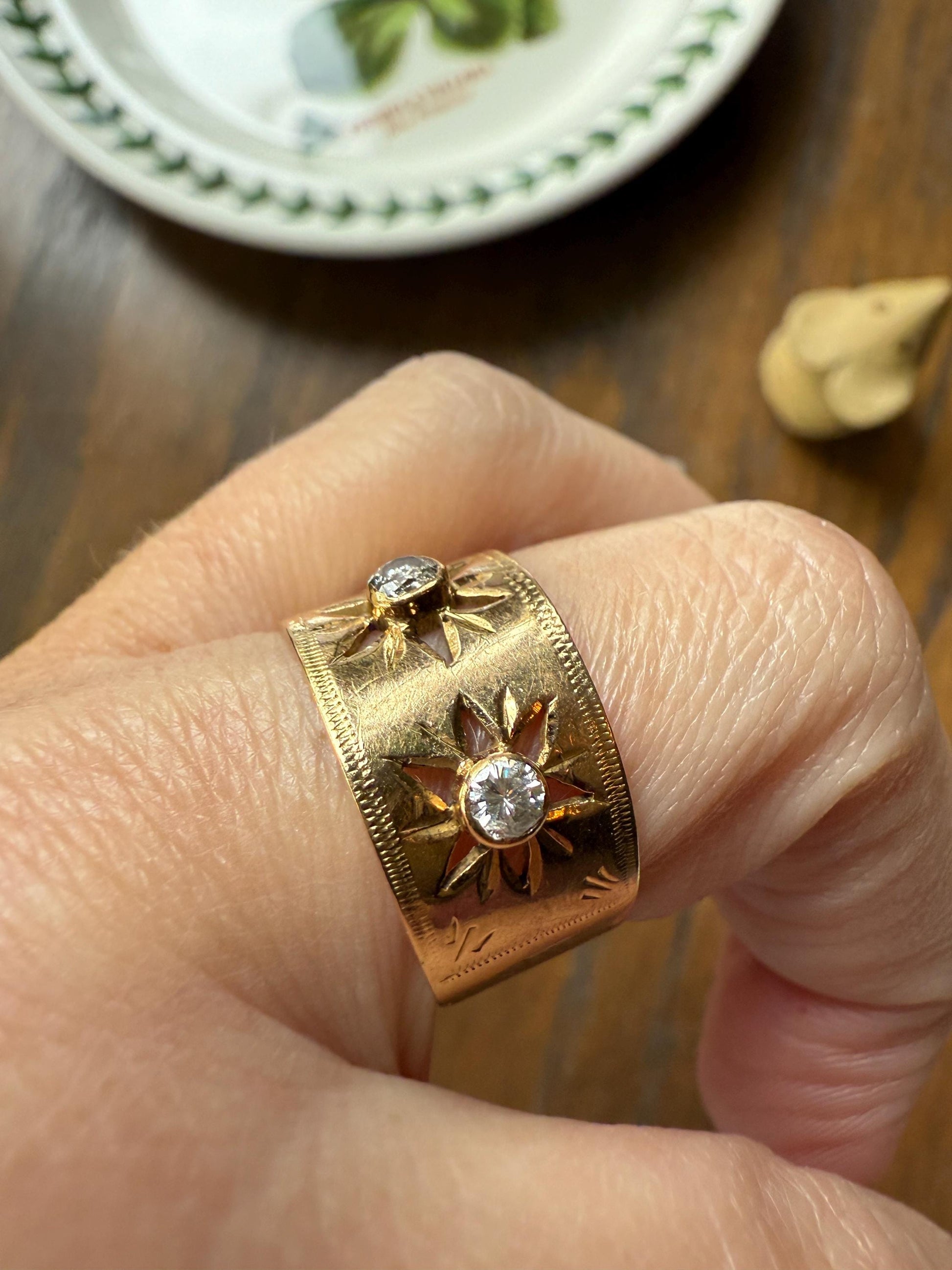 STARS Vintage Three Stone Diamond 11mm Wide Cigar Band French 18k Gold Old Mine & Brilliant Cut Chunky 3D Stacker Figural Gift OMC Retro