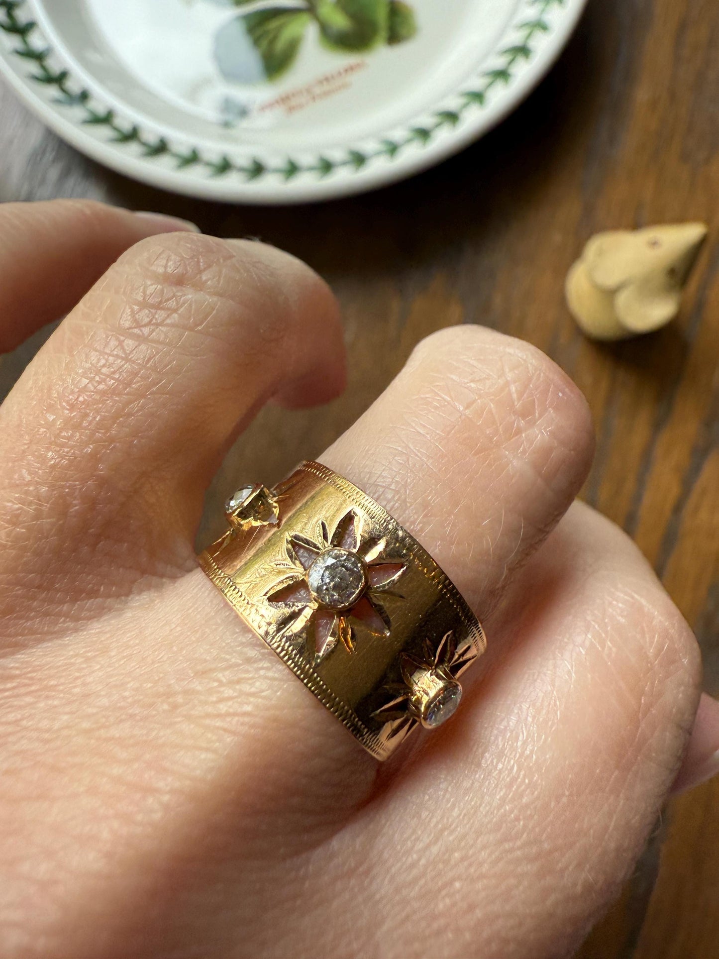 STARS Vintage Three Stone Diamond 11mm Wide Cigar Band French 18k Gold Old Mine & Brilliant Cut Chunky 3D Stacker Figural Gift OMC Retro