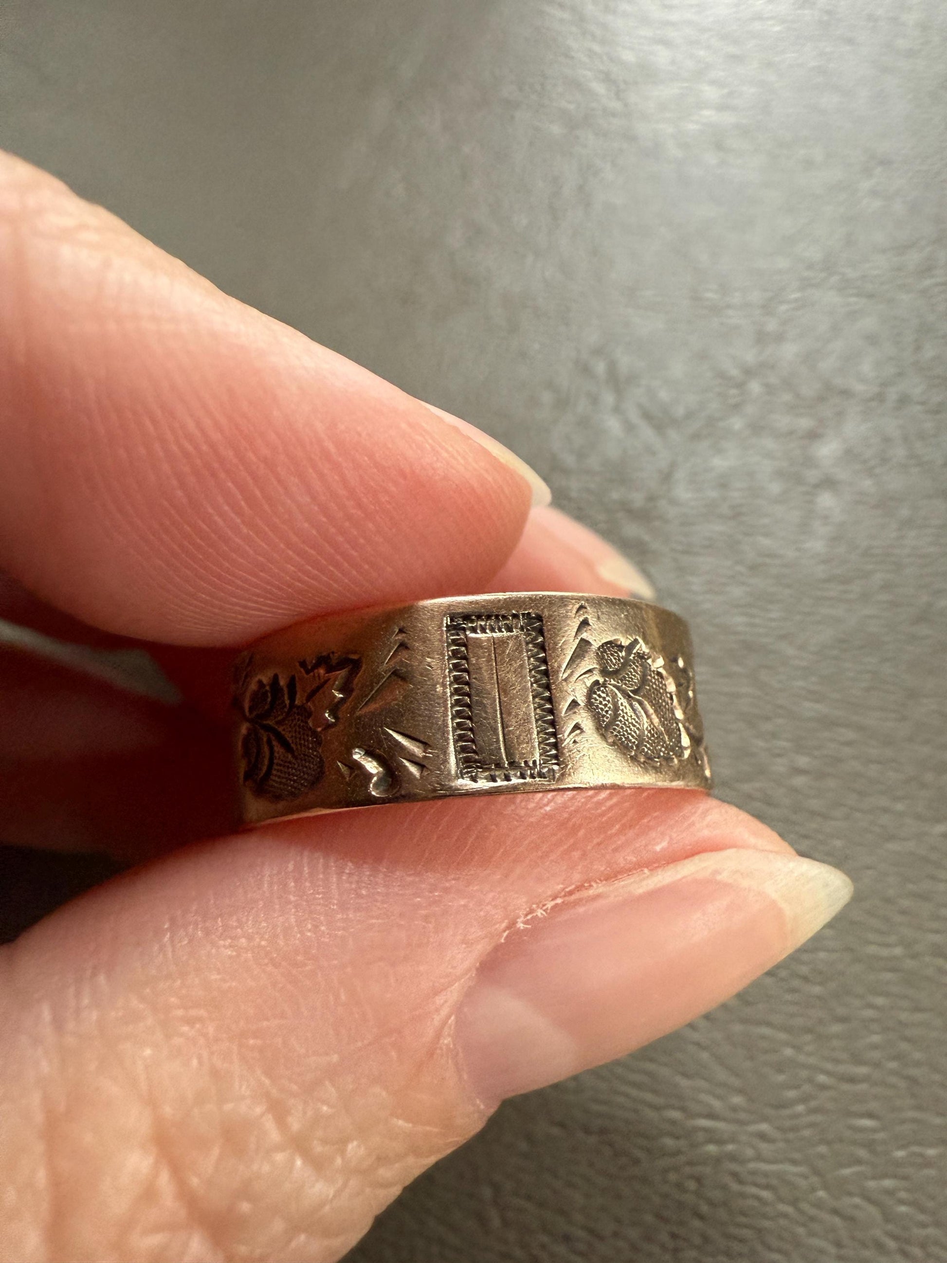 LEAVES Victorian Wedding Ring 7mm Wide Cigar Band Antique 10k Gold Solid Rosy Eternity Stacker Romantic Gift Geometric Double Line Leaf Vine