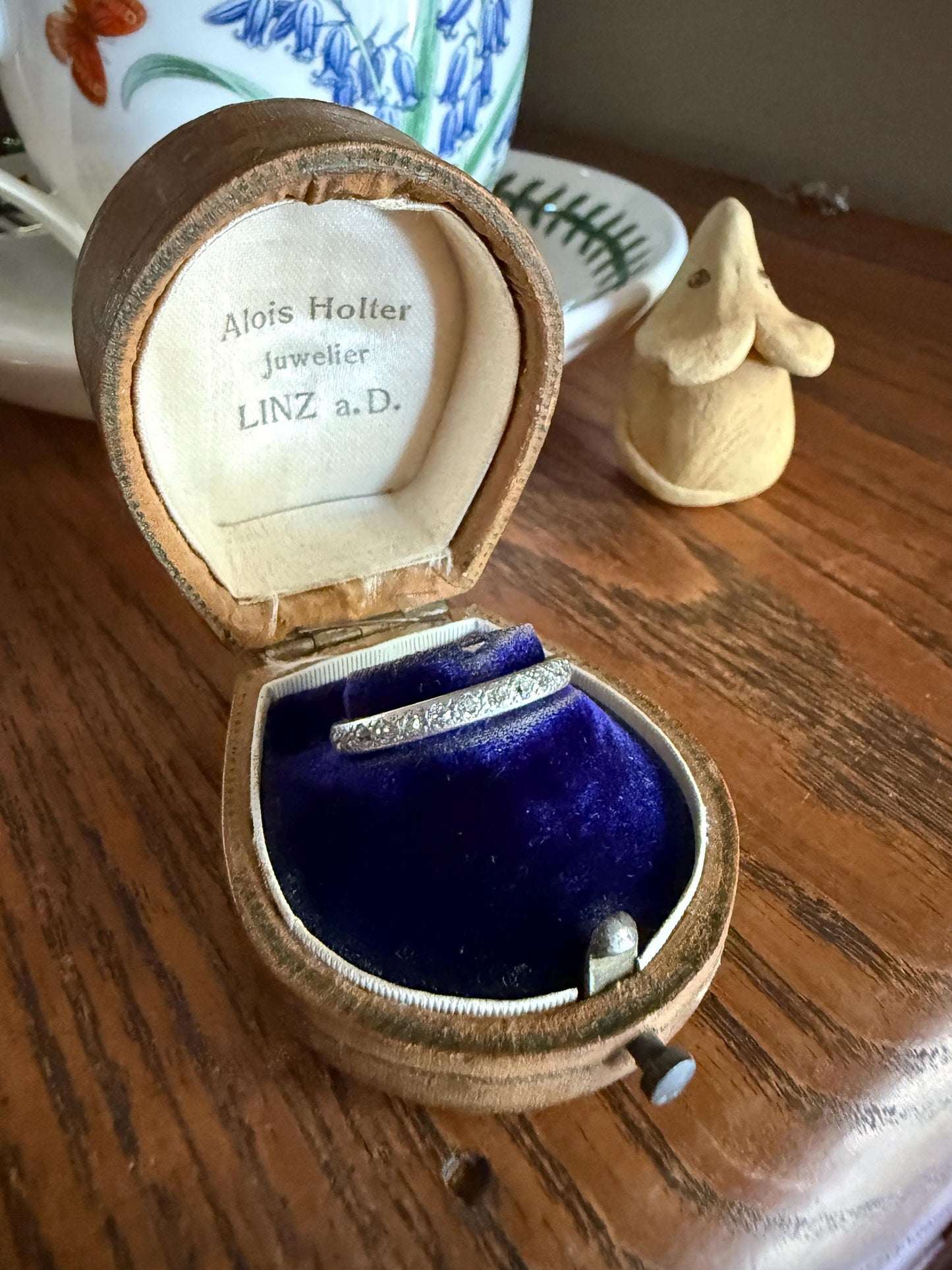 PLATINUM Edwardian Antique 22 Old Mine Single Cut DIAMOND Full Eternity Band Ring Romantic Gift Wedding Stacker .7 Ct OMC Engraved Edge