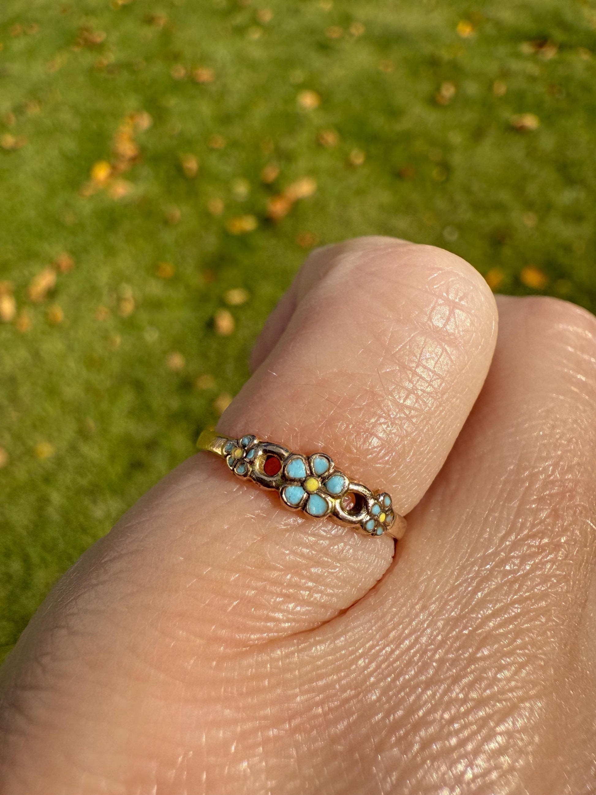 Twinning with Mouse Antique Forget Me Not Ring Floral Pinky Midi Band Dainty 10k Gold Robin Egg Blue Enamel Figural Three Flowers Baby Child