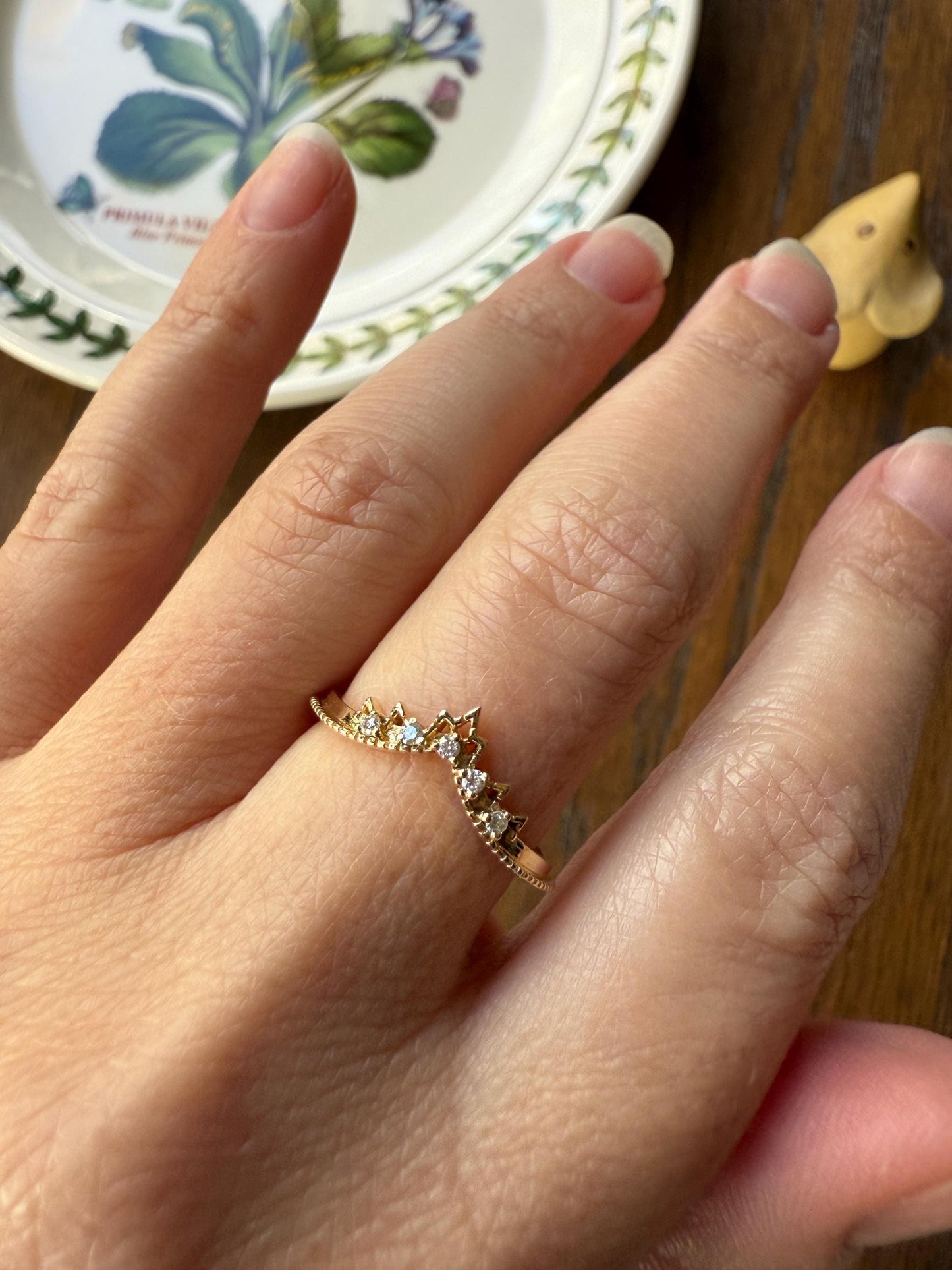 CROWN Vintage CHEVRON V Ring Brilliant Cut Diamonds Band 14k Gold Ring Five Stone Ultimate Stacker Half Hoop Ringstack Unique Gift