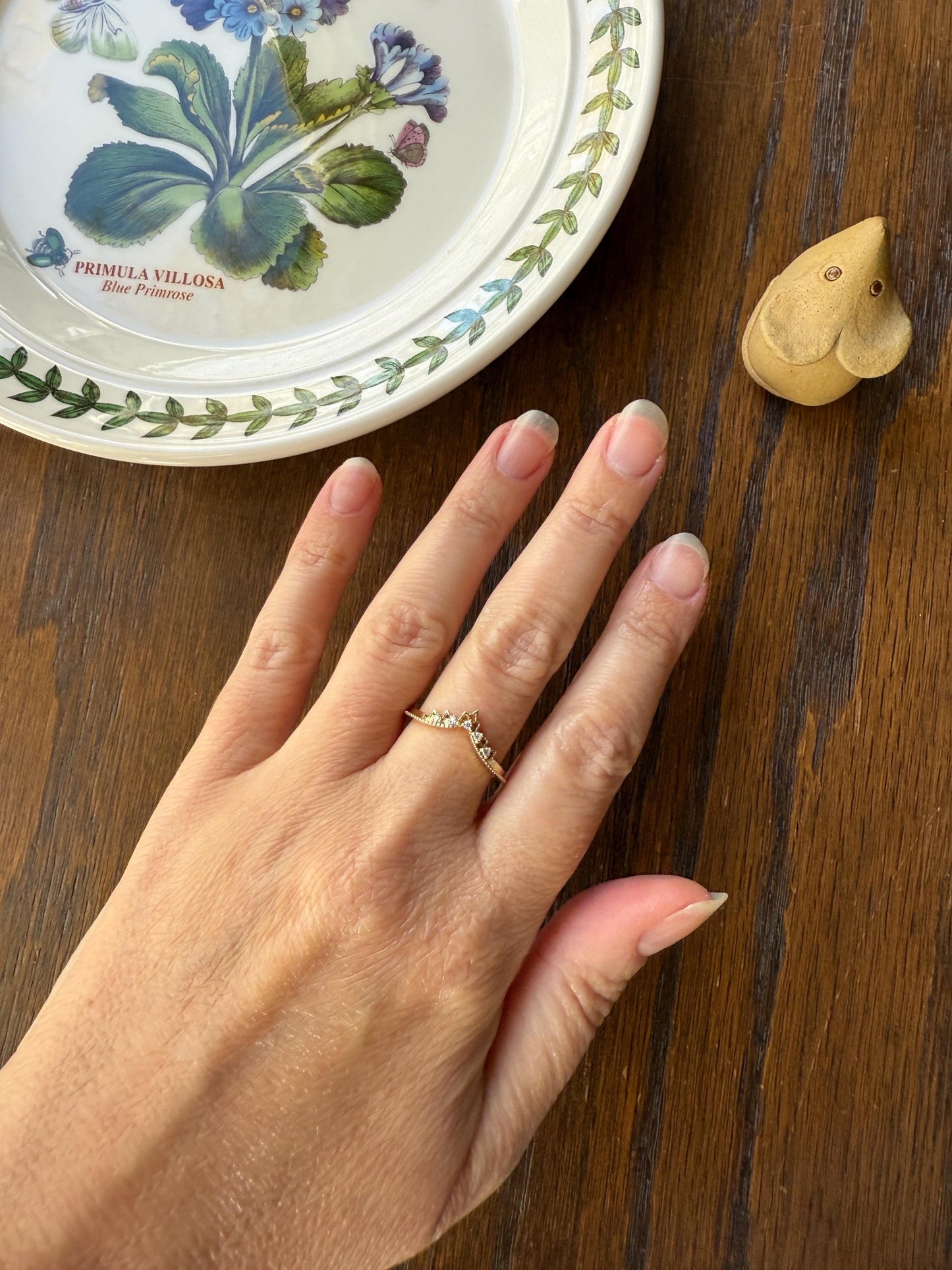 CROWN Vintage CHEVRON V Ring Brilliant Cut Diamonds Band 14k Gold Ring Five Stone Ultimate Stacker Half Hoop Ringstack Unique Gift