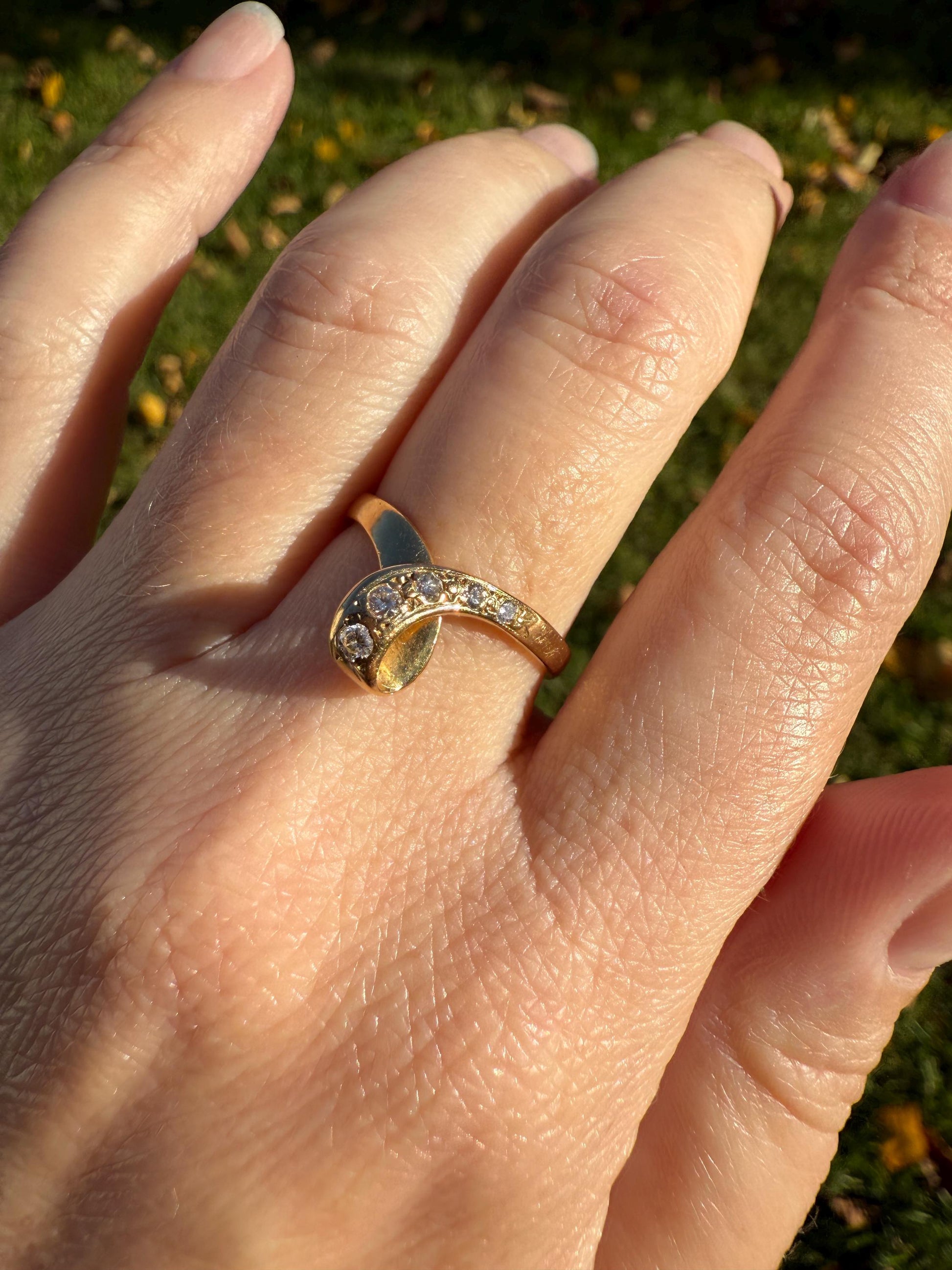 LOOP 3D French Vintage Curled Stacker Band Looped Ring 18k Gold Single Cut Diamonds Figural Tiara Chevron V Ring Retro