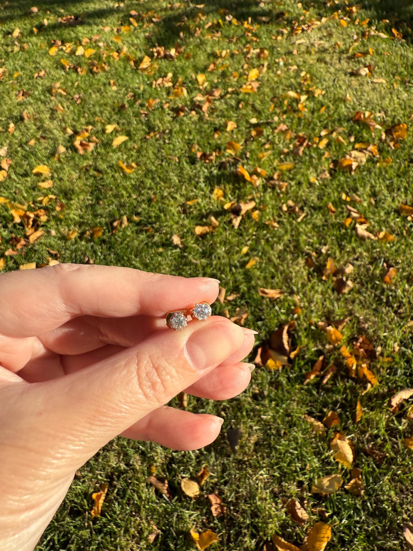 Vintage .7 Ctw Transitional Cut DIAMOND Buttercup Prong Stud Earrings French 18k Gold Platinum Romantic Gift Earstack Minimalist Alpa Back