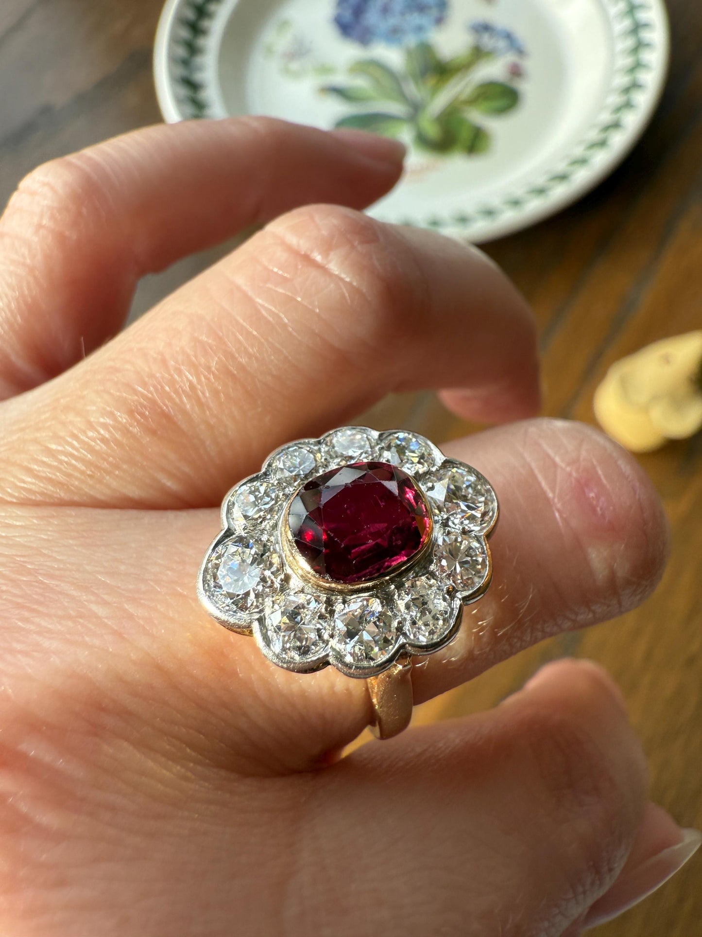Natural RUBY Purplish Berry Red 2.2 CARATS Old European Cut DIAMOND Halo Ring 18k Gold Platinum Daisy Scalloped Elegant Classic
