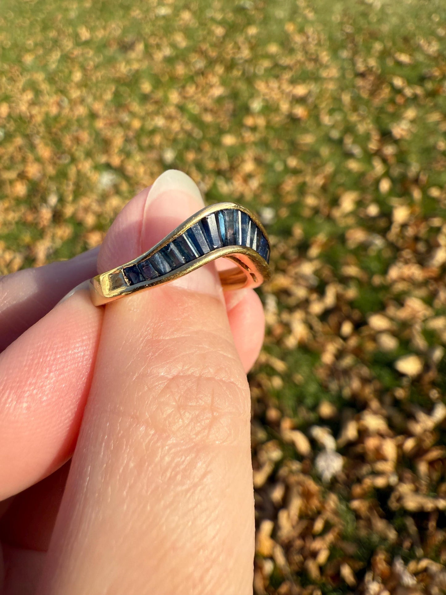 Chevron TIARA Tapered Baguette Trapezoid Cut Natural SAPPHIRES Blue Green Shimmer Vintage V Ring Stacker Wide Band Channel Set Chunky Gift