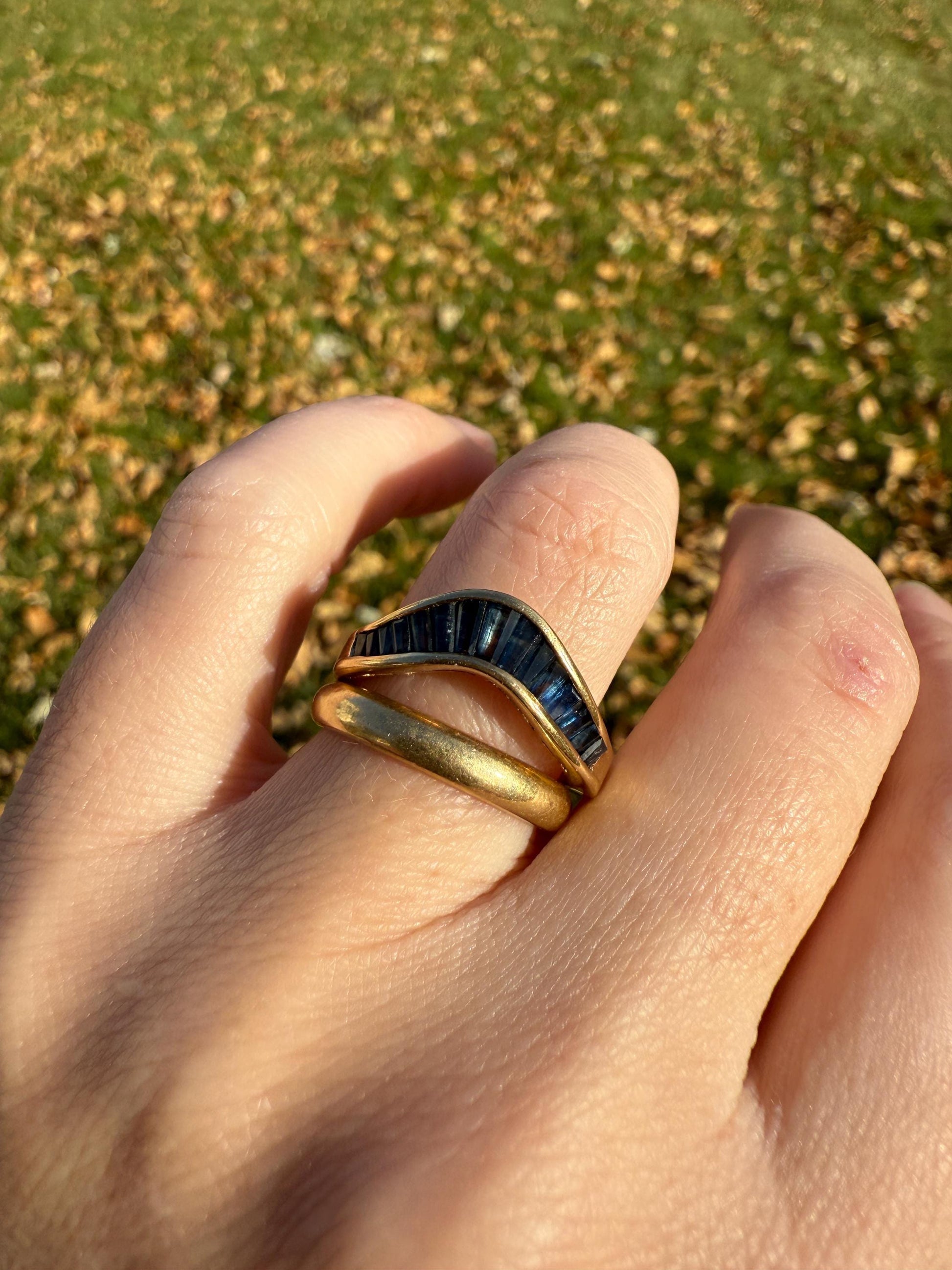 Chevron TIARA Tapered Baguette Trapezoid Cut Natural SAPPHIRES Blue Green Shimmer Vintage V Ring Stacker Wide Band Channel Set Chunky Gift