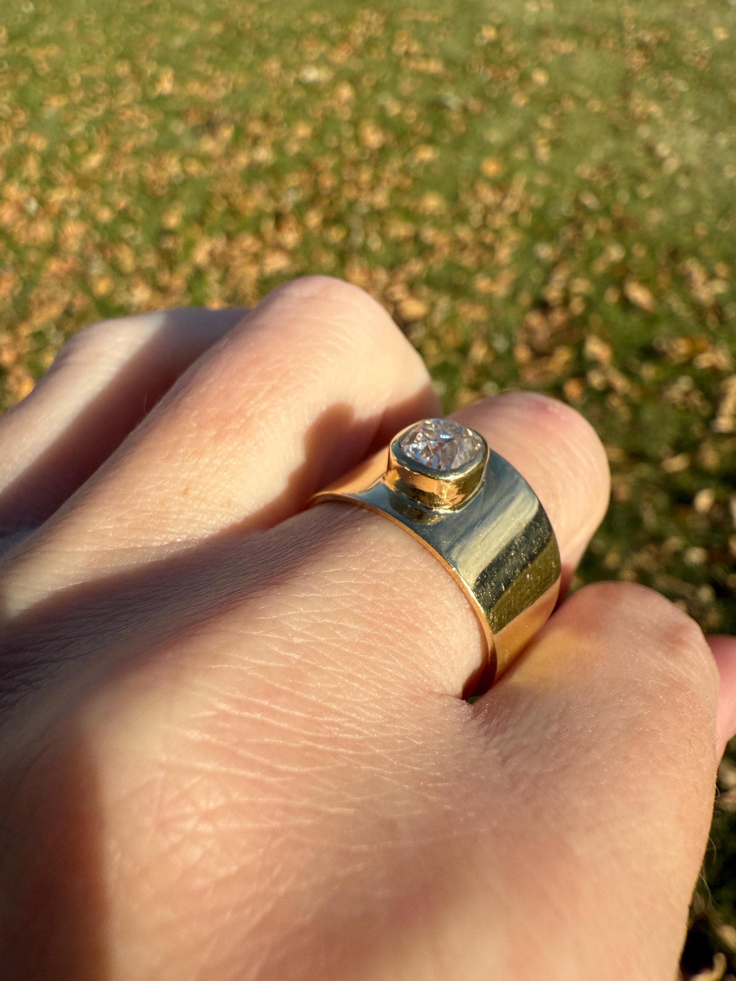 CHUNKY 1 Carat Old Mine Cut DIAMOND X Wide Cigar Band 8.5g 18k Gold Solid Ring Stacker Bezel Set Solitaire Sturdy Tapered Shimmer