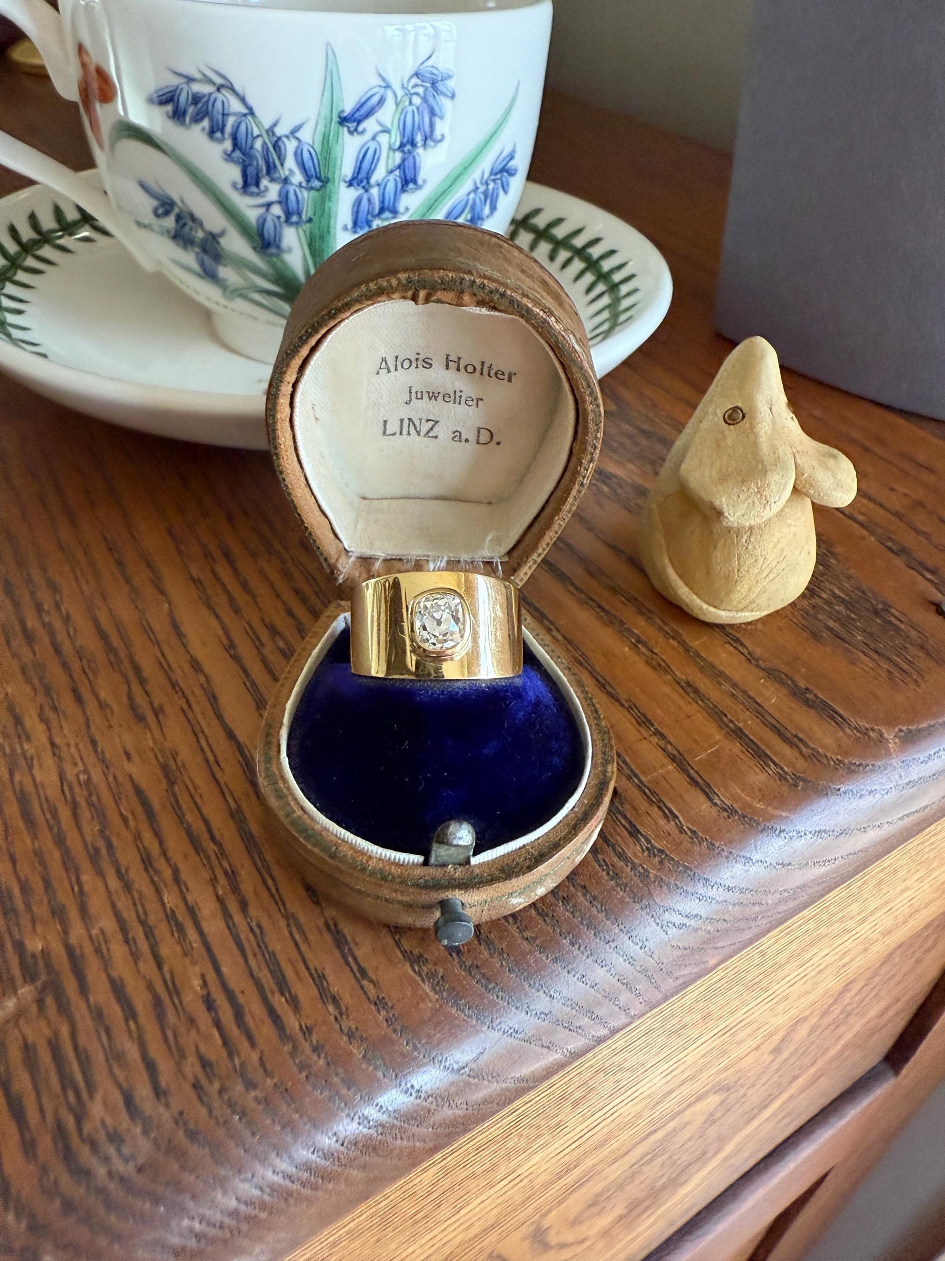 CHUNKY 1 Carat Old Mine Cut DIAMOND X Wide Cigar Band 8.5g 18k Gold Solid Ring Stacker Bezel Set Solitaire Sturdy Tapered Shimmer