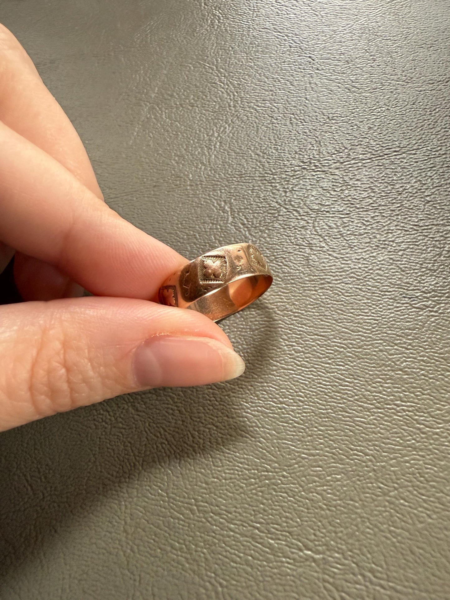 Quatrefoil Victorian Wedding Ring 5.8mm Wide Cigar Band Antique 10k Gold Solid Rosy Eternity Stacker Romantic Gift Geometric