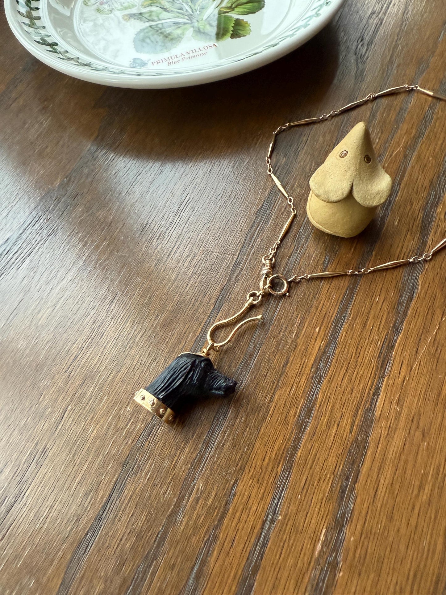 XL Victorian ANTIQUE Black Gutta Percha? 3D DOG Head Carved 18k Gold Ball Rivet Collar Figural Hunting Loyalty Hound Charm Pendant Fob