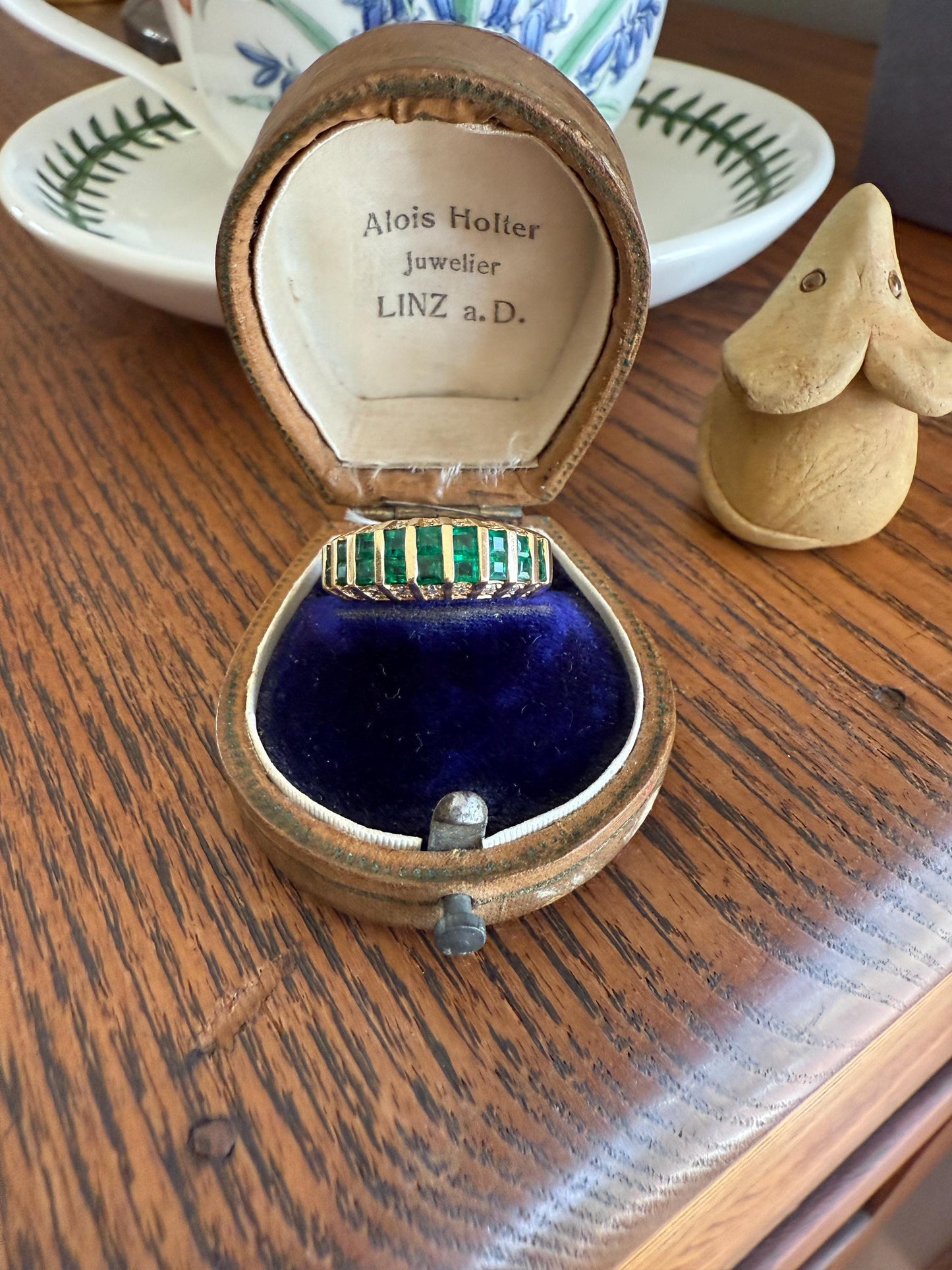 Vintage Square Cut Natural EMERALD Diamonds Edged BAND 14k Gold Solid Ring Retro Lined Stacker Crown Vibrant Green Sparkle