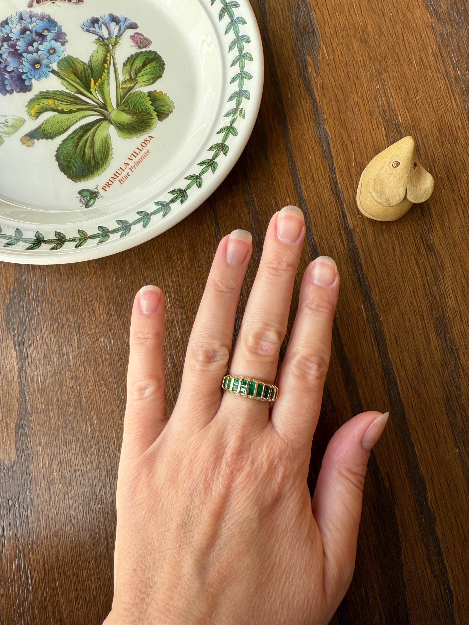 Vintage Square Cut Natural EMERALD Diamonds Edged BAND 14k Gold Solid Ring Retro Lined Stacker Crown Vibrant Green Sparkle