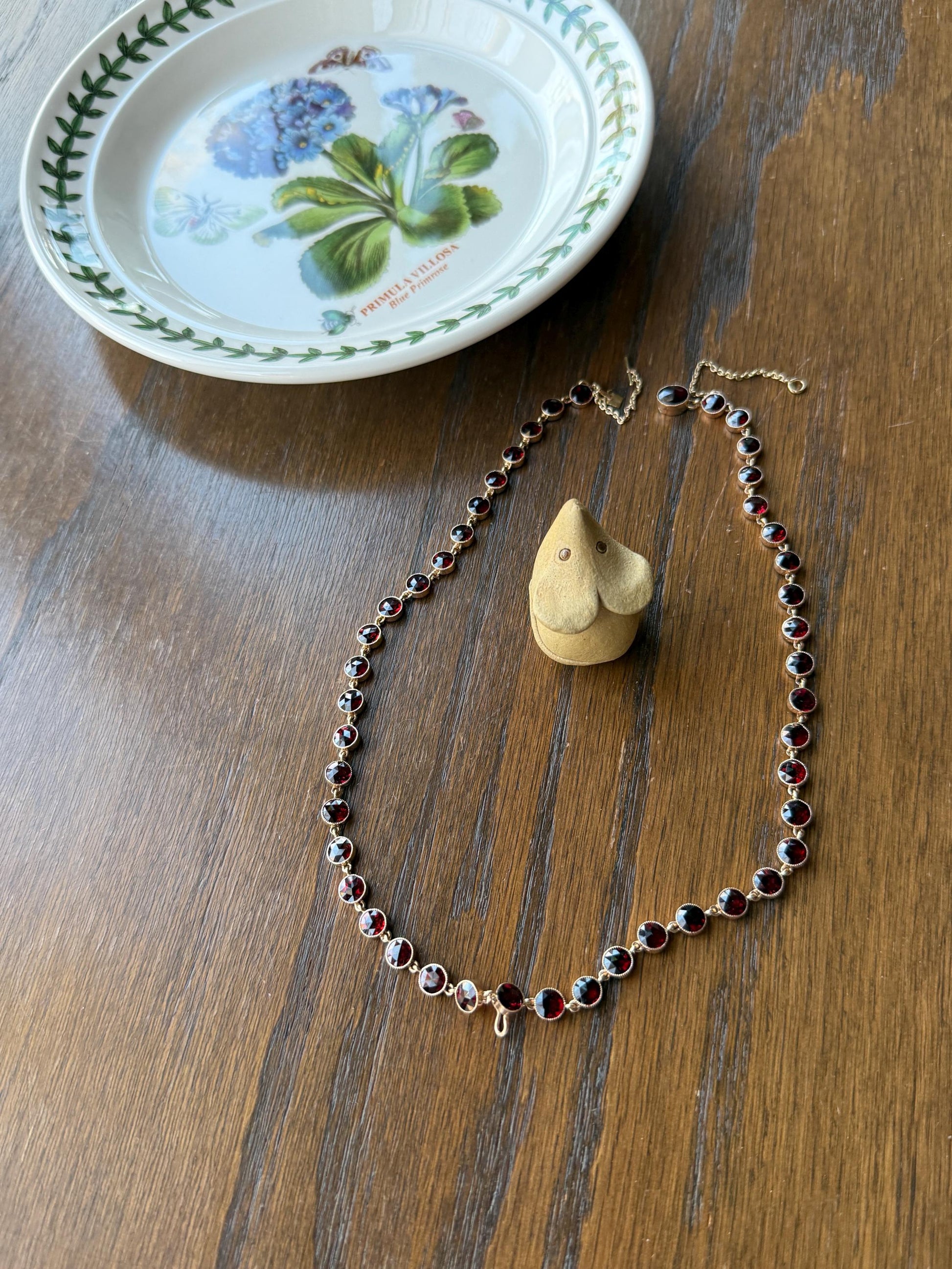 Almandine GARNET 46 Stone Riviera Station Chain 14k GOLD Necklace Vintage to Antique Romantic Gift Neckmess Neckstack Pendant Holder