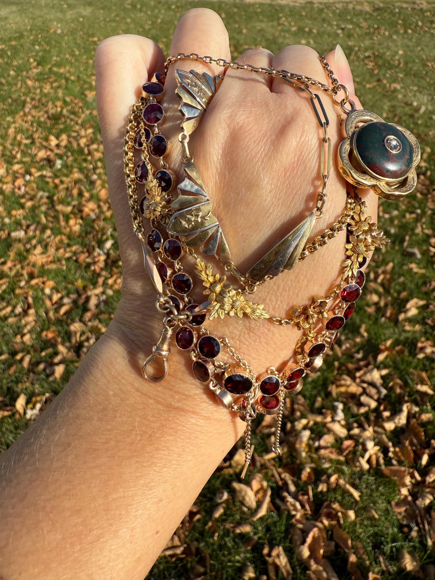 Almandine GARNET 46 Stone Riviera Station Chain 14k GOLD Necklace Vintage to Antique Romantic Gift Neckmess Neckstack Pendant Holder