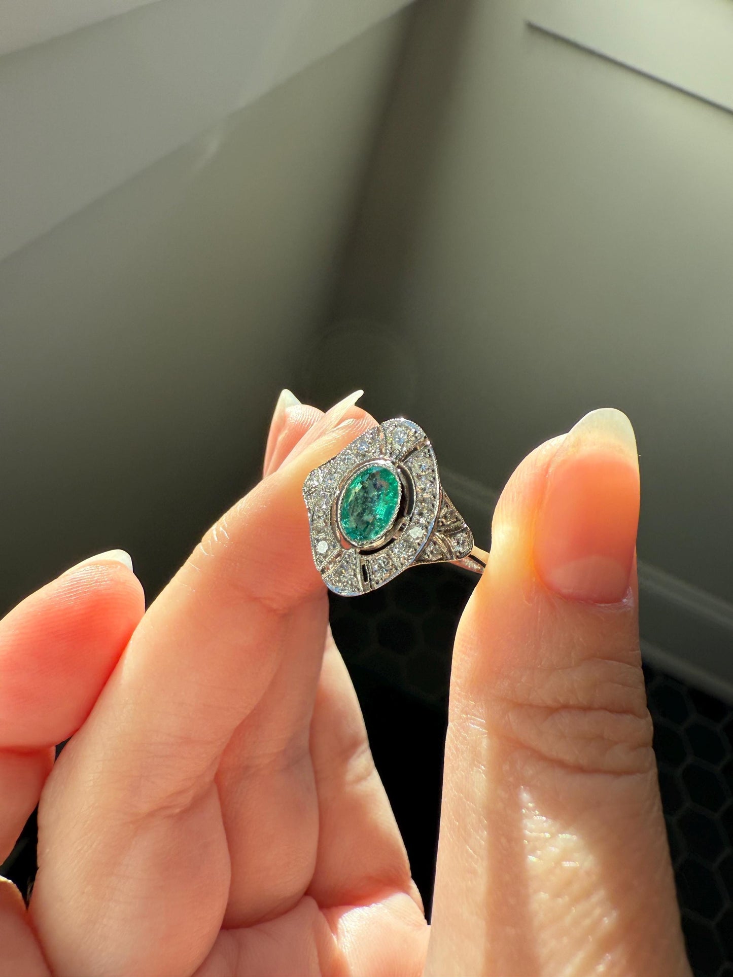 EMERALD Vintage Art Deco 1.6 Carat 20 Transitional & Brilliant Cut DiAMOND Platinum Shield Panel Ring Geometric Green Stacker